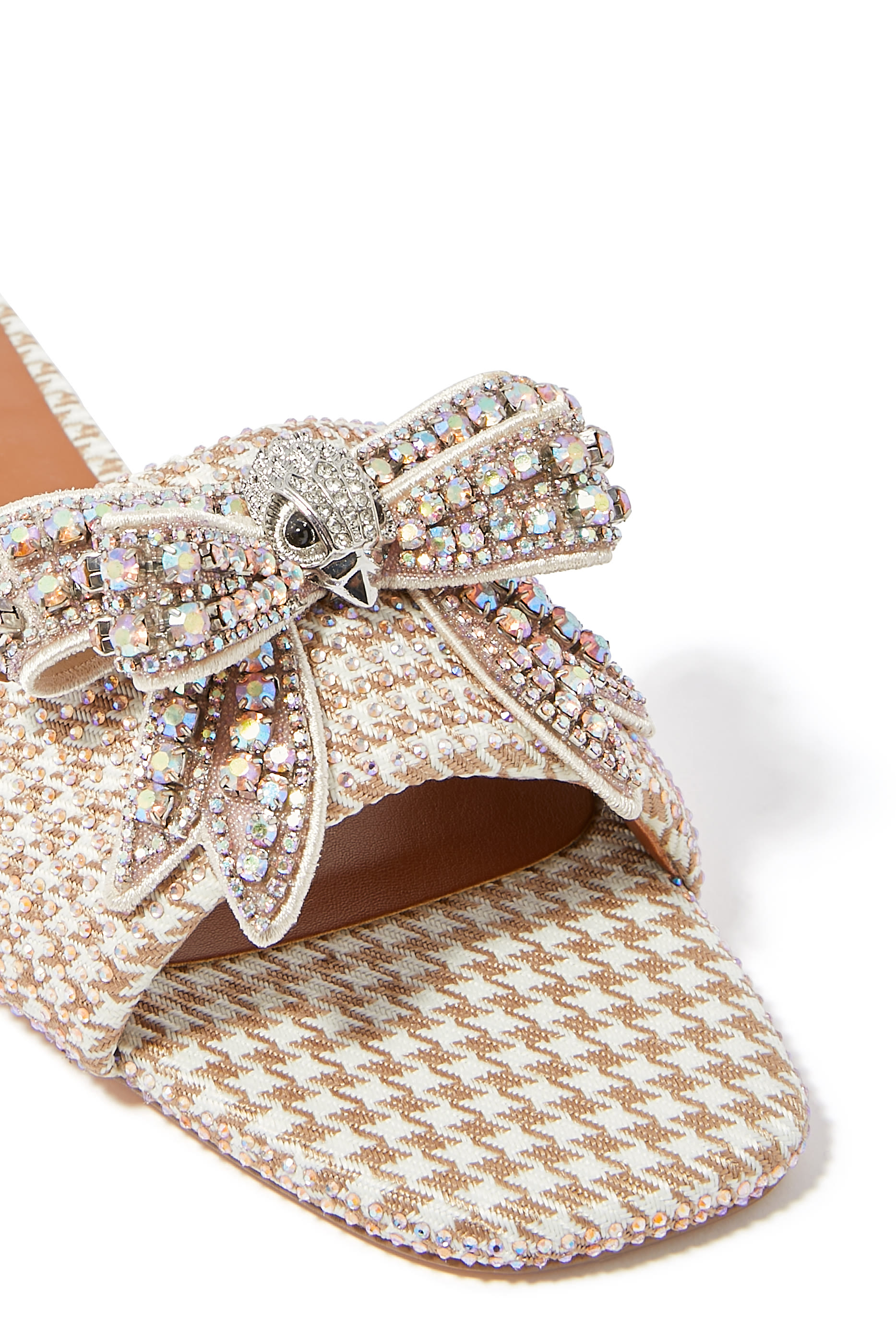 صندل كنسينغتون بنعل مسطح وربطة فيونكة