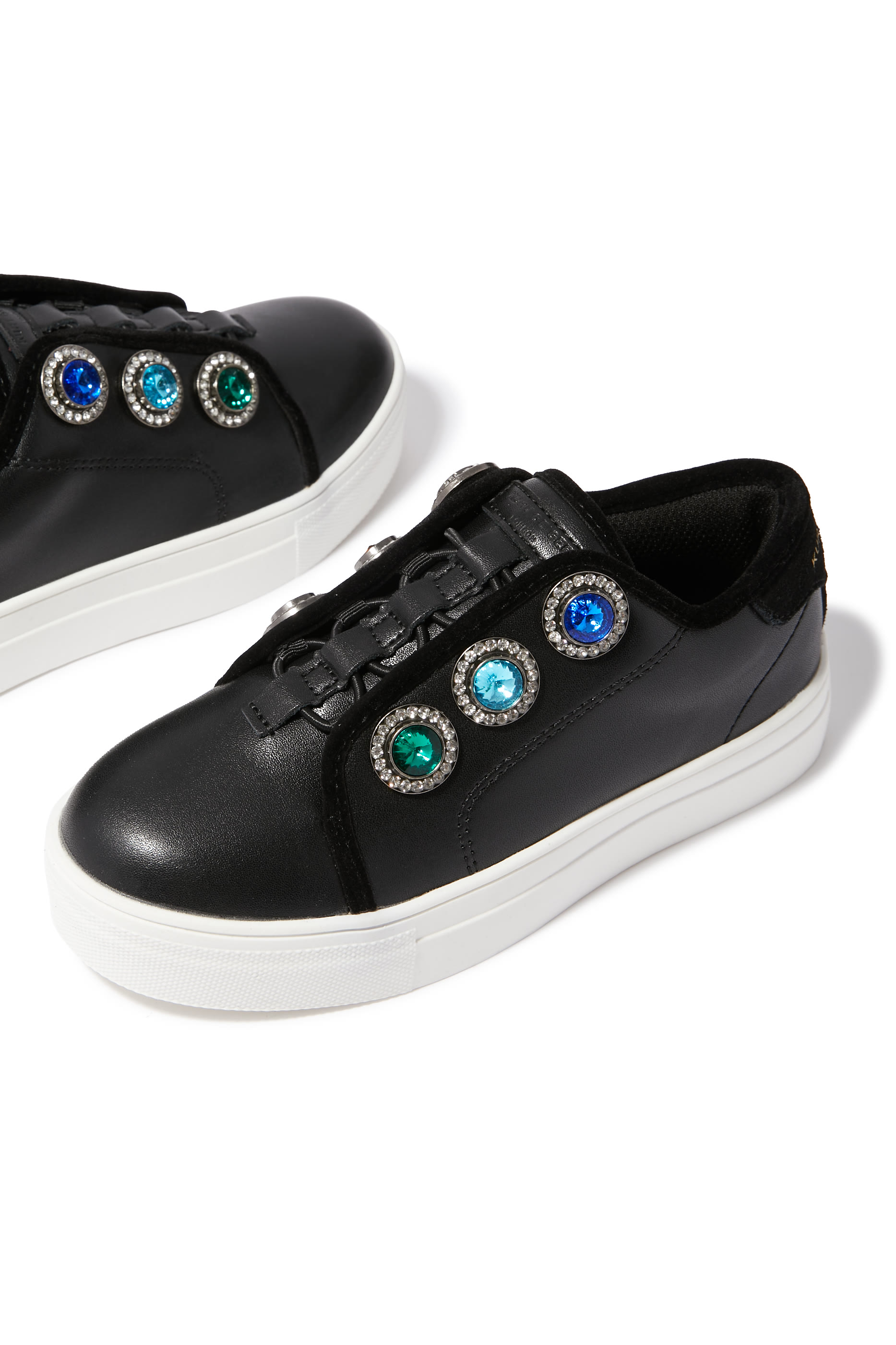 سنيكرز لاني أوكتافيا صغير للأطفال