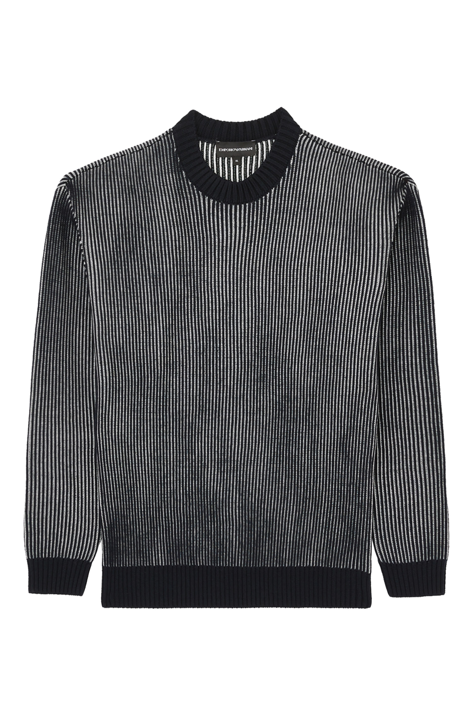 بلوزة مخططة