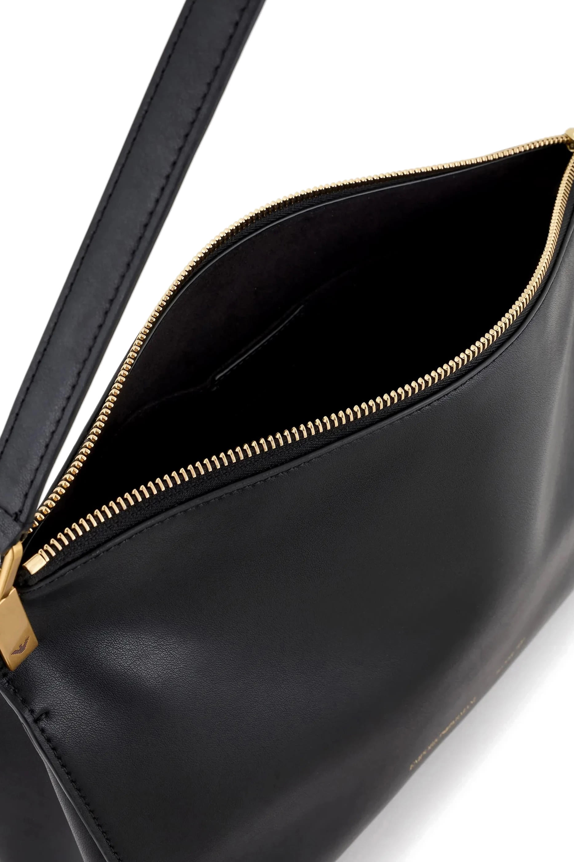 حقيبة هوبو جلد عجل