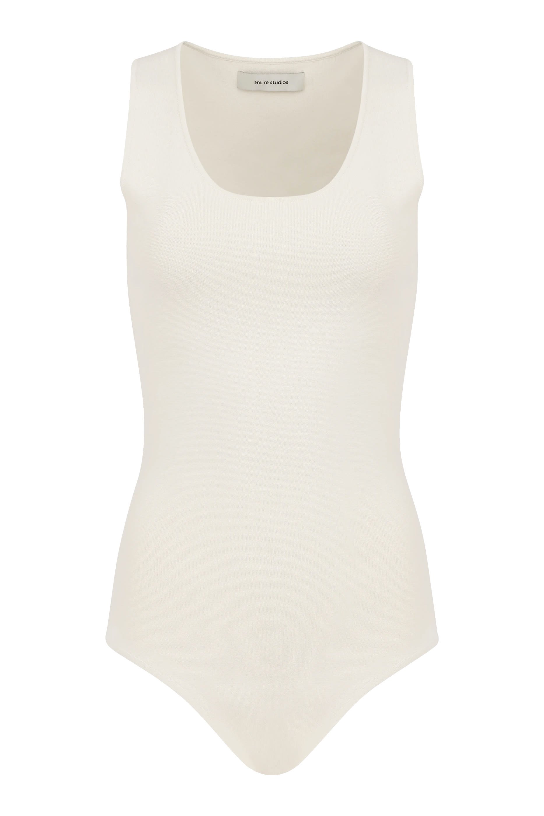 بودي سوت بقصة ضيقة