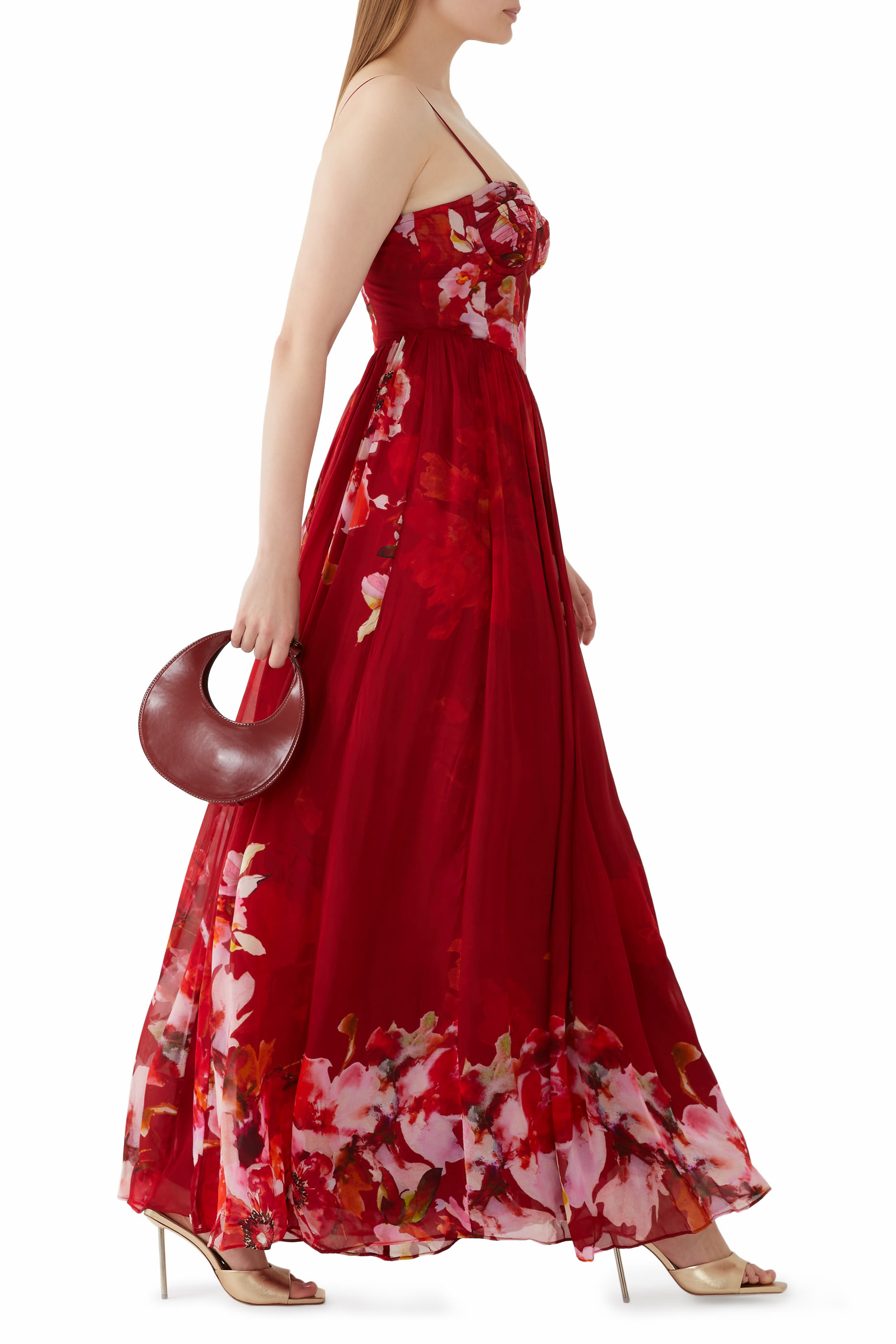 فستان طويل بخصر بقصة ضيقة