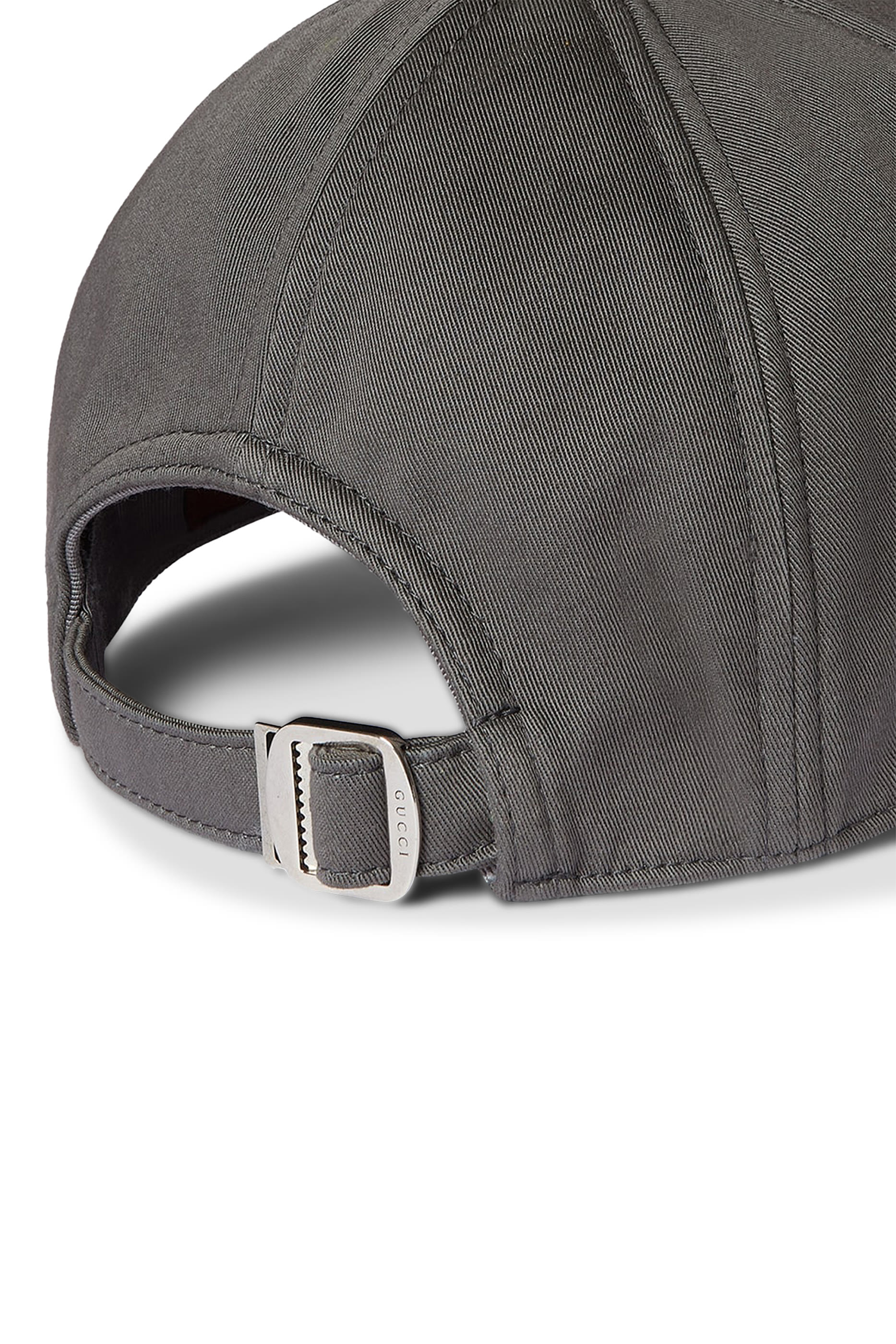 كاب بيسبول مطرز بشعار الماركة