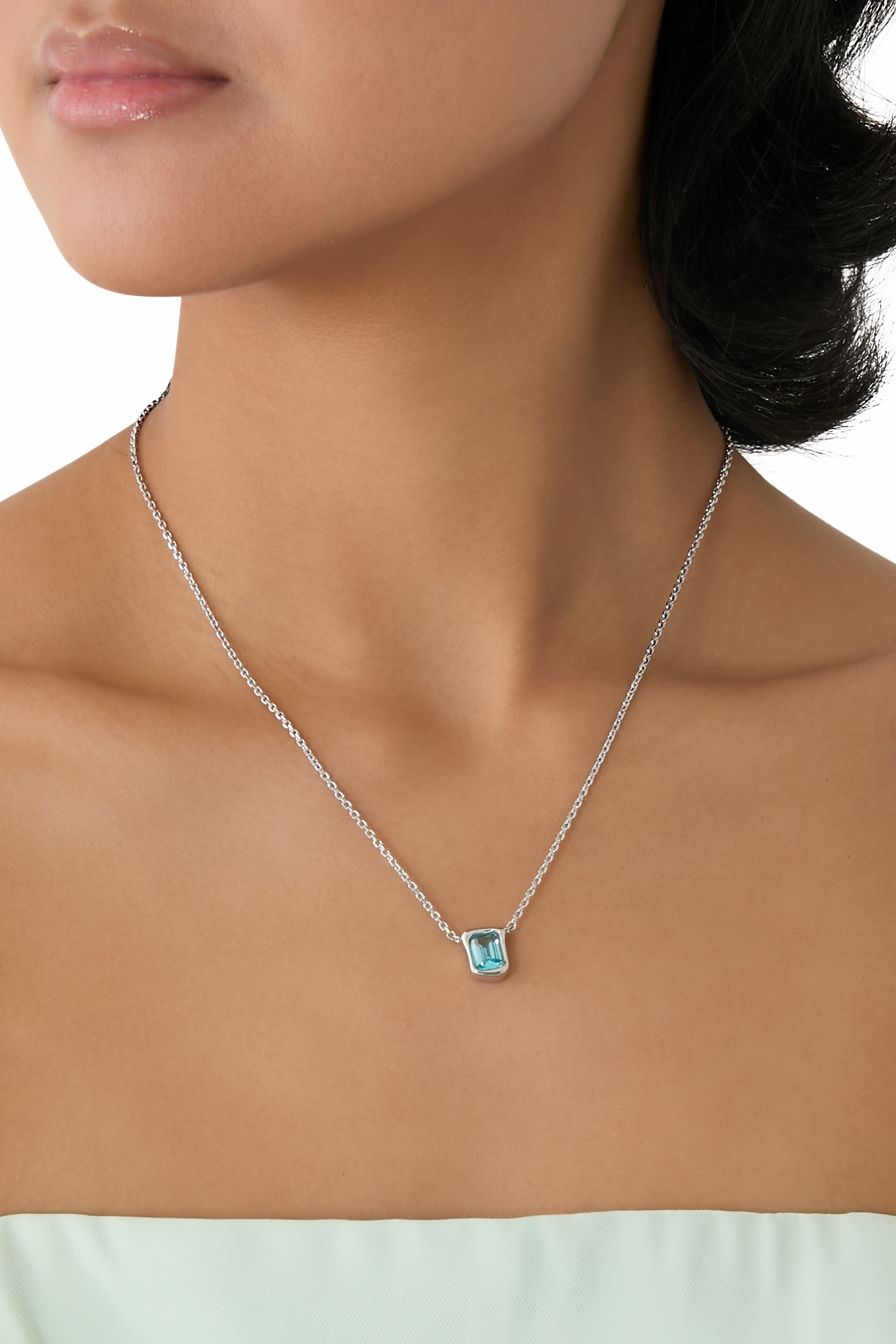 قلادة مولتن بحجر زجاجي