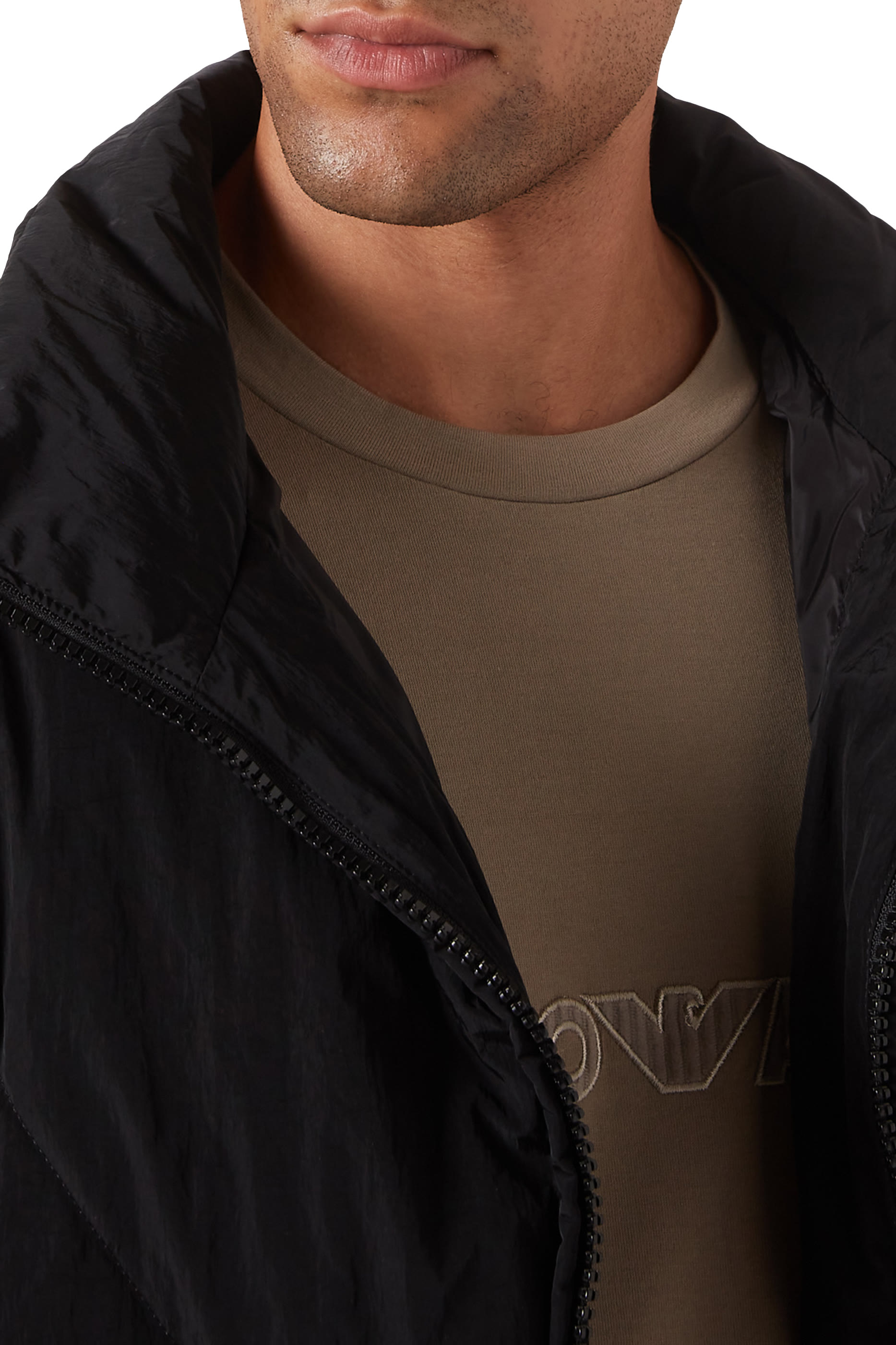 كاب بايسبول بشعار الماركة بحجم كبير