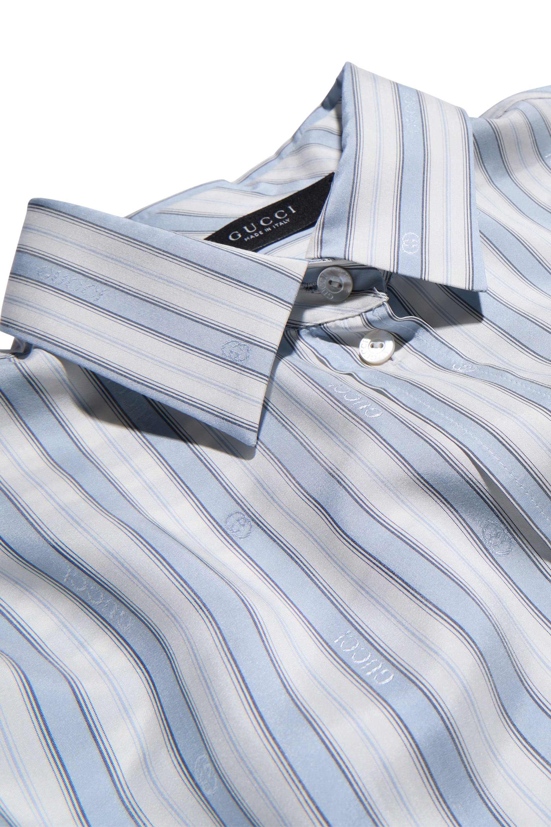 قميص بحرفي شعار الماركة بتصميم متداخل