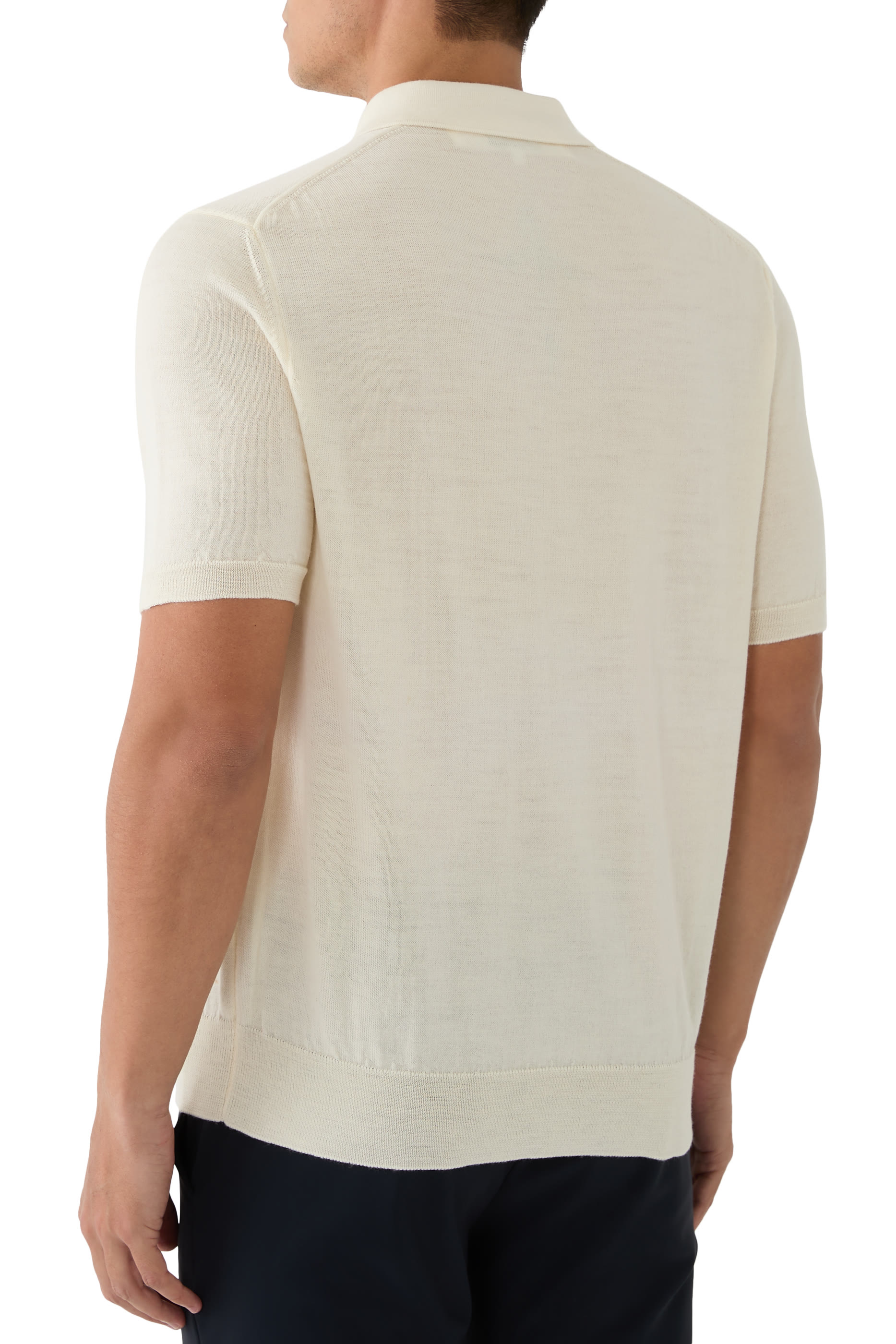 قميص بولو بقلب مطرز