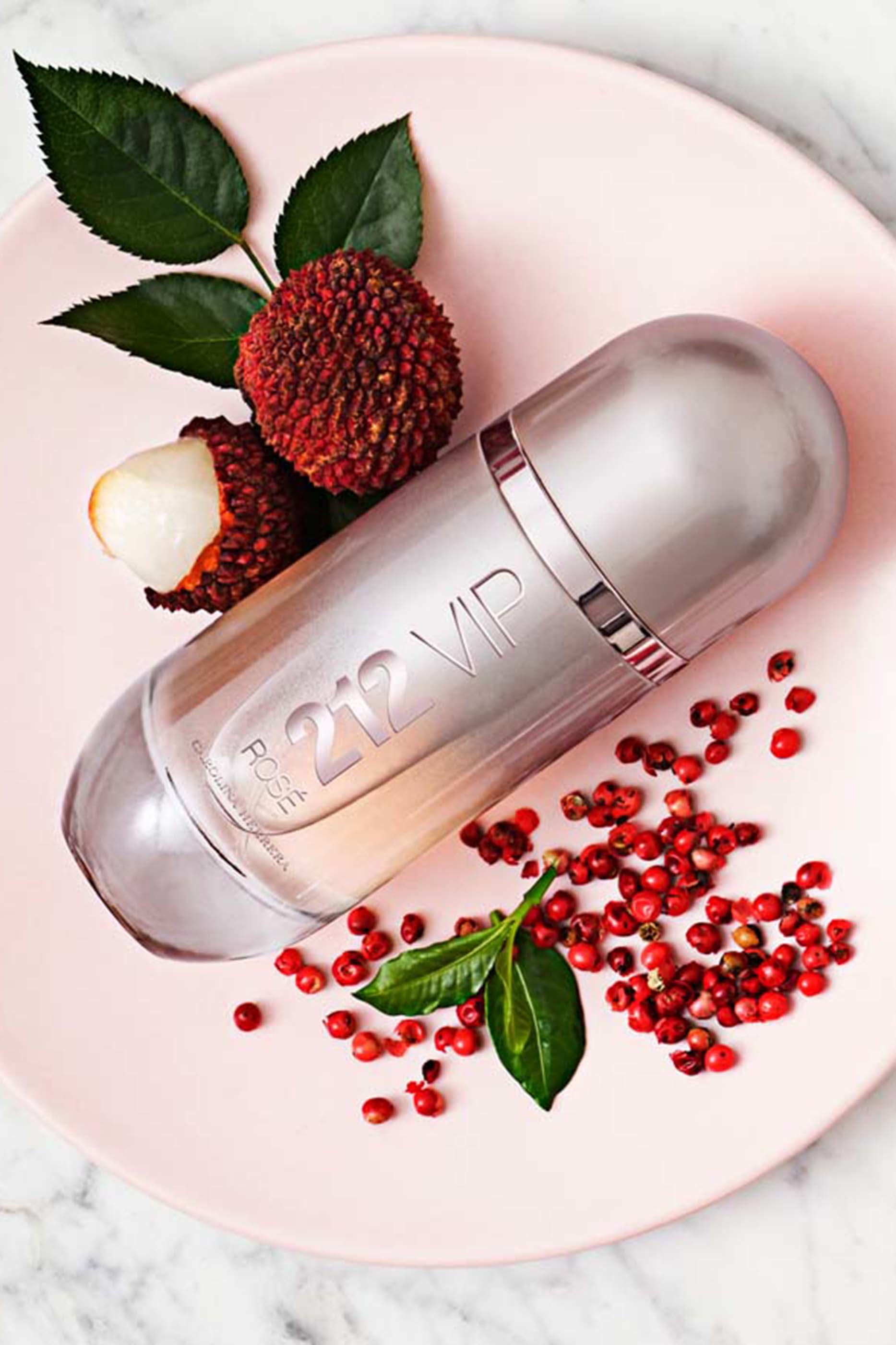 أو دو بارفان 212 في آي بي روزيه