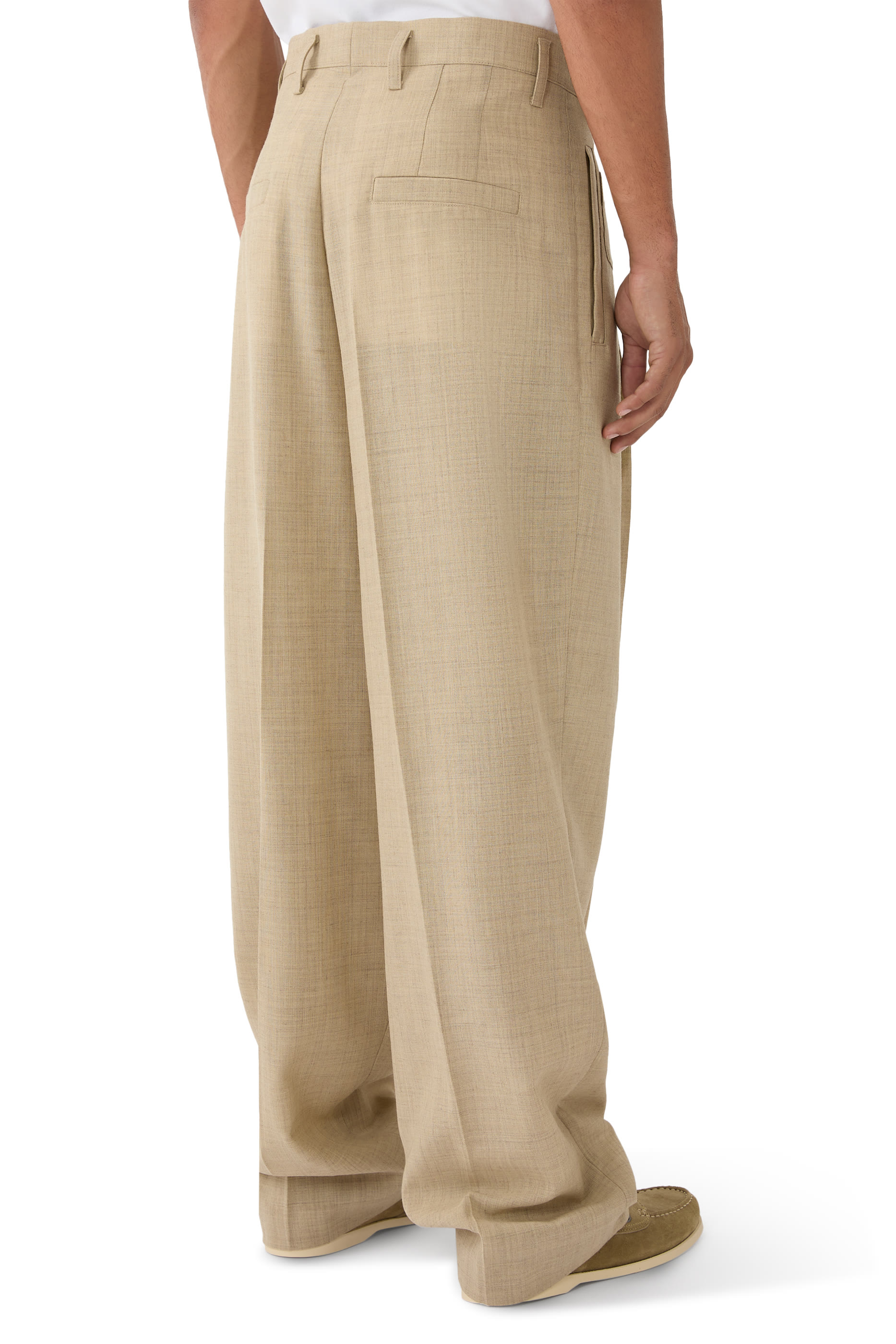 بنطال كانيفاس