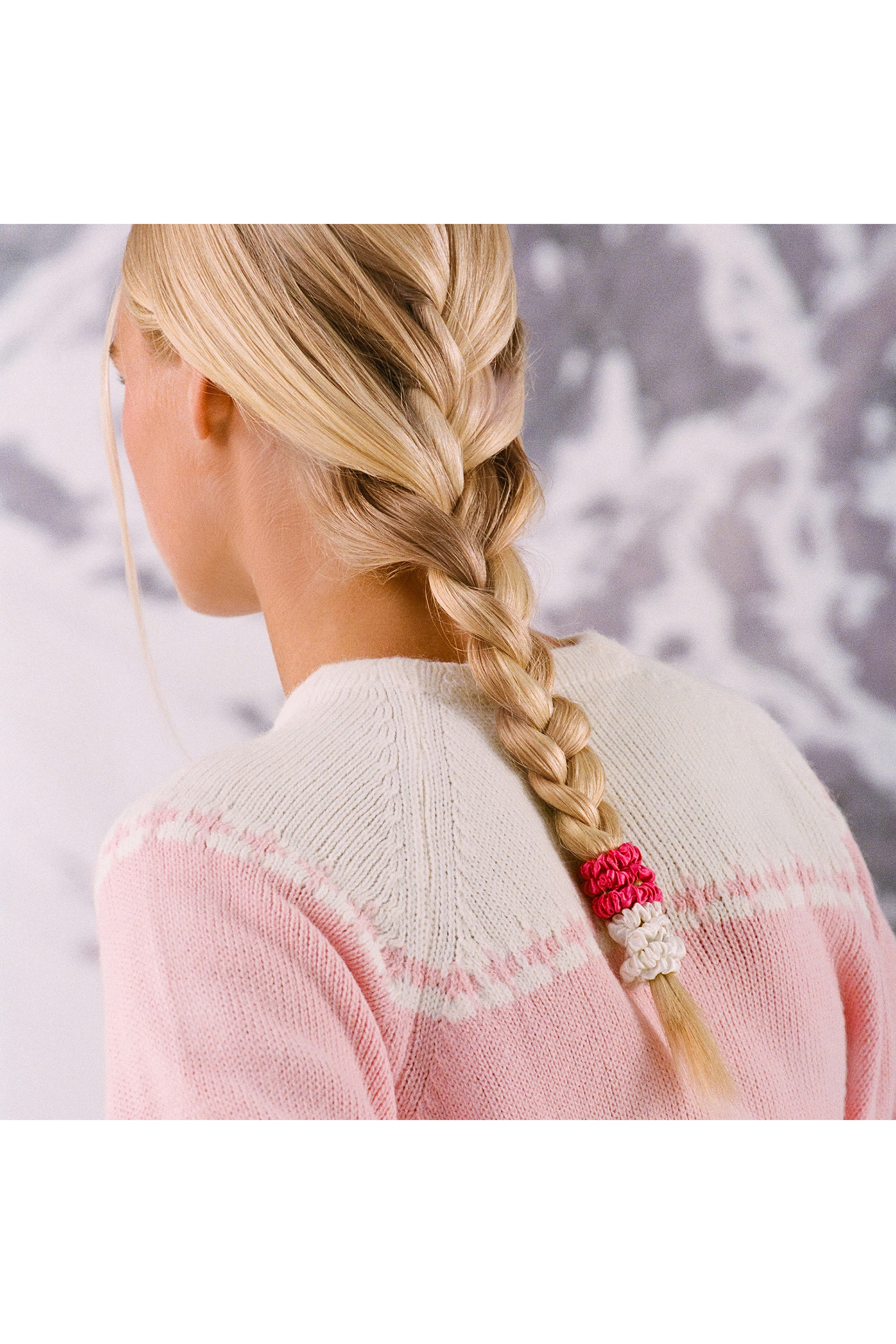 طقم ربطات شعر كراكر بلون قرمزي