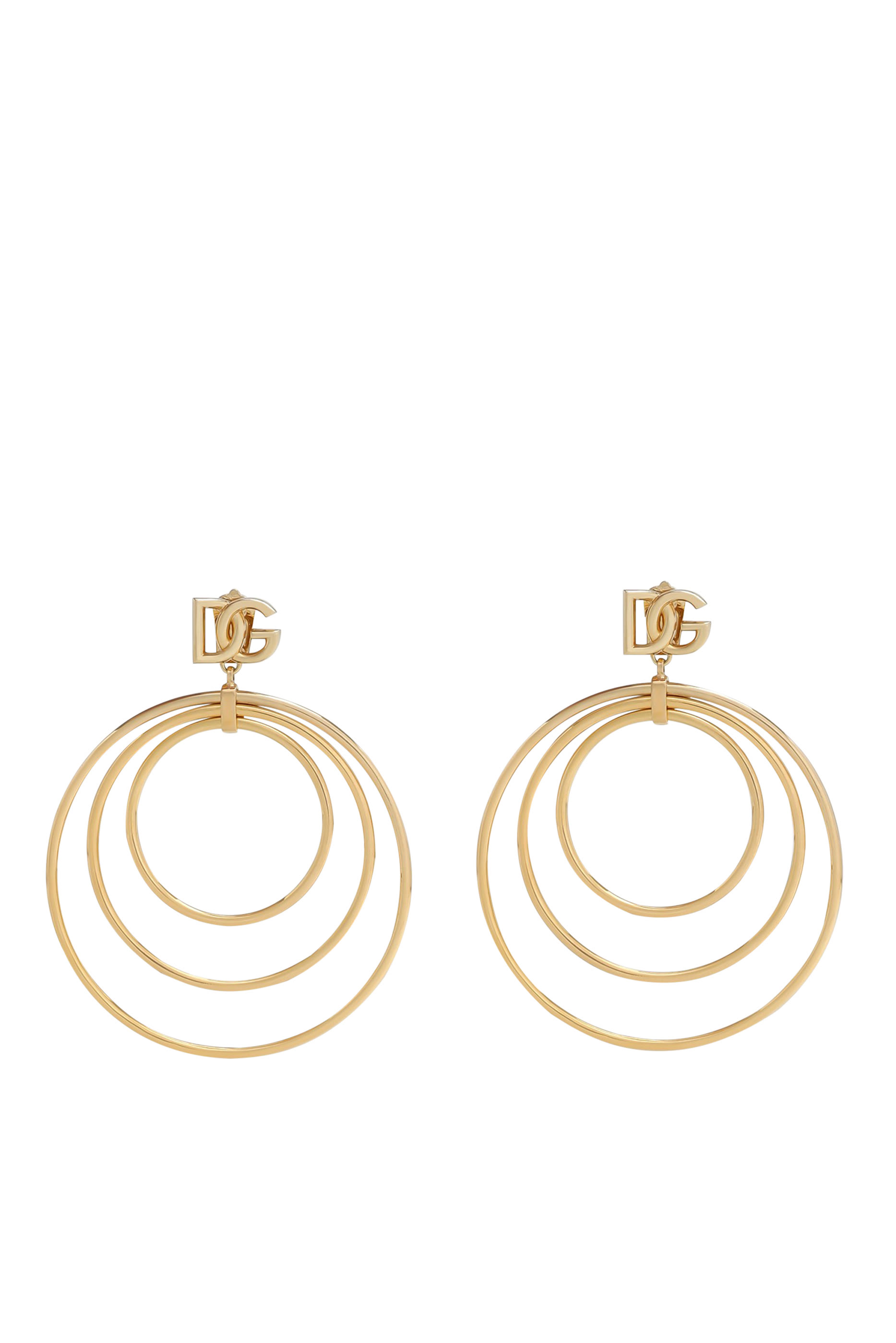 أقراط بحلقات متعددة وشعار الماركة