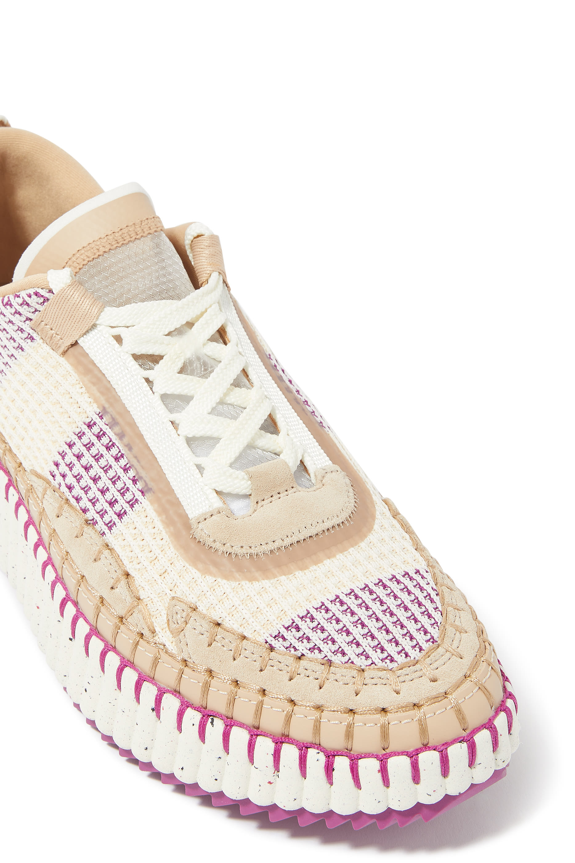 سنيكرز ناما