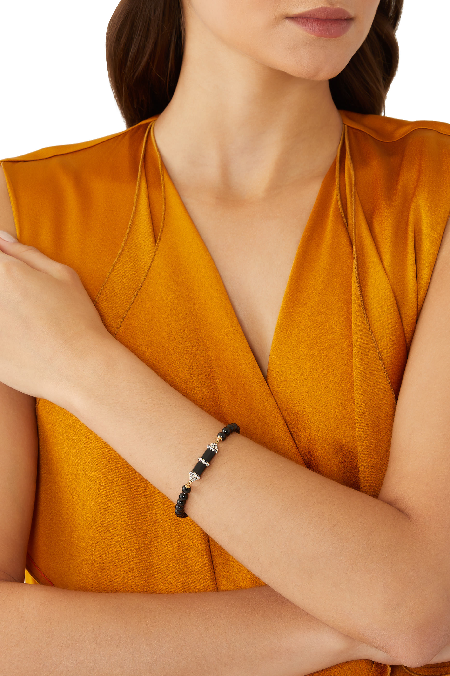 سوار شاكرا متوسط بخرز وحلية أفقية مرصعة بالماس والعقيق الأسود ذهب أصفر عيار 18