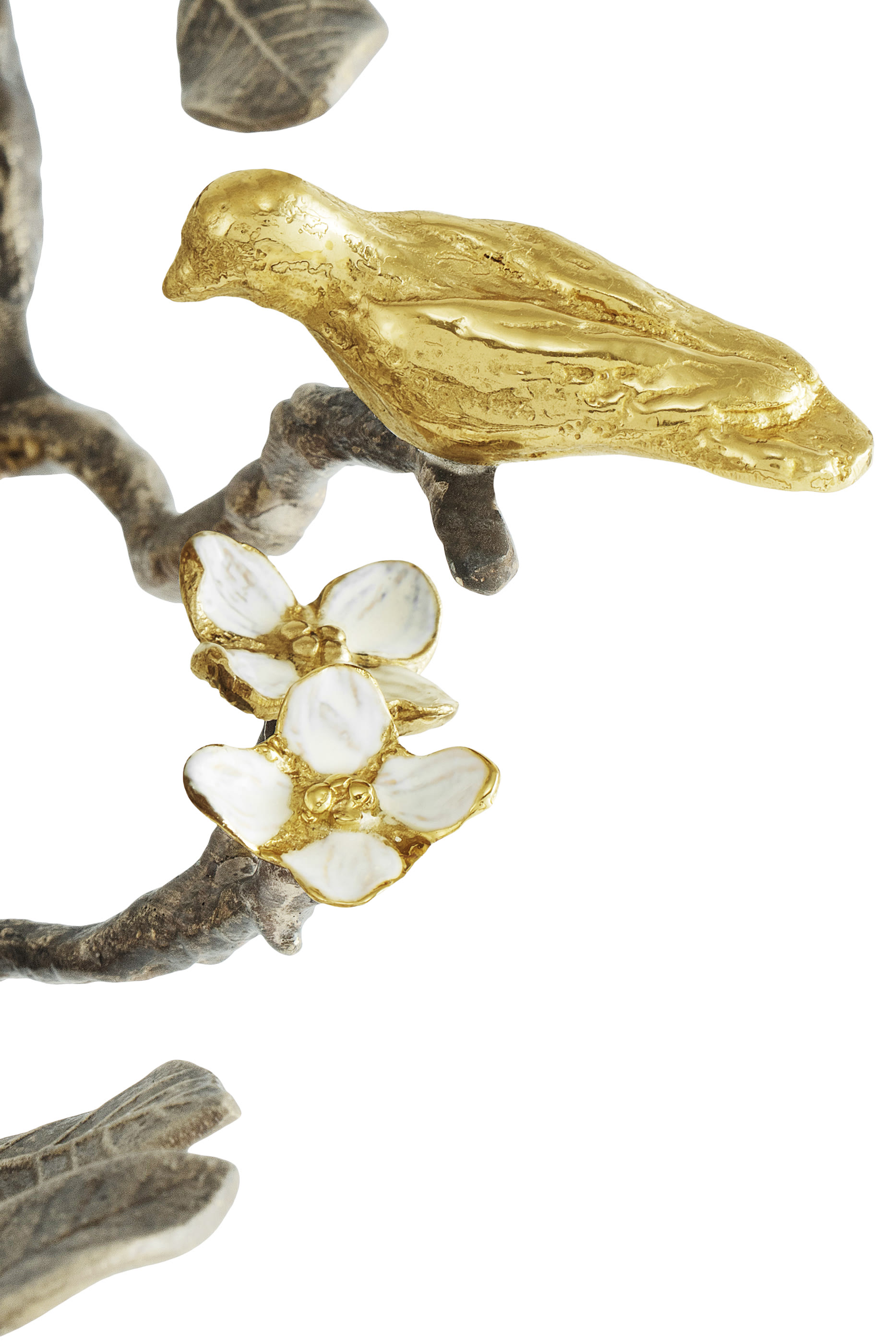 طبق تقديم بتصميم وعاء لافر بيردز