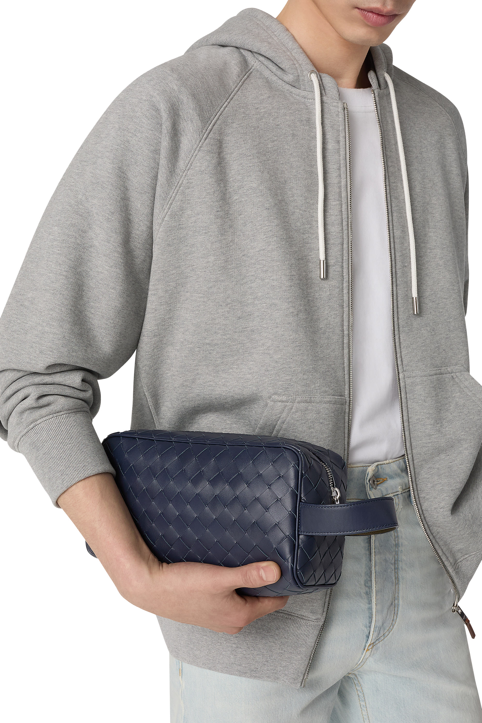 حقيبة صغيرة بتصميم مجدول للسفر