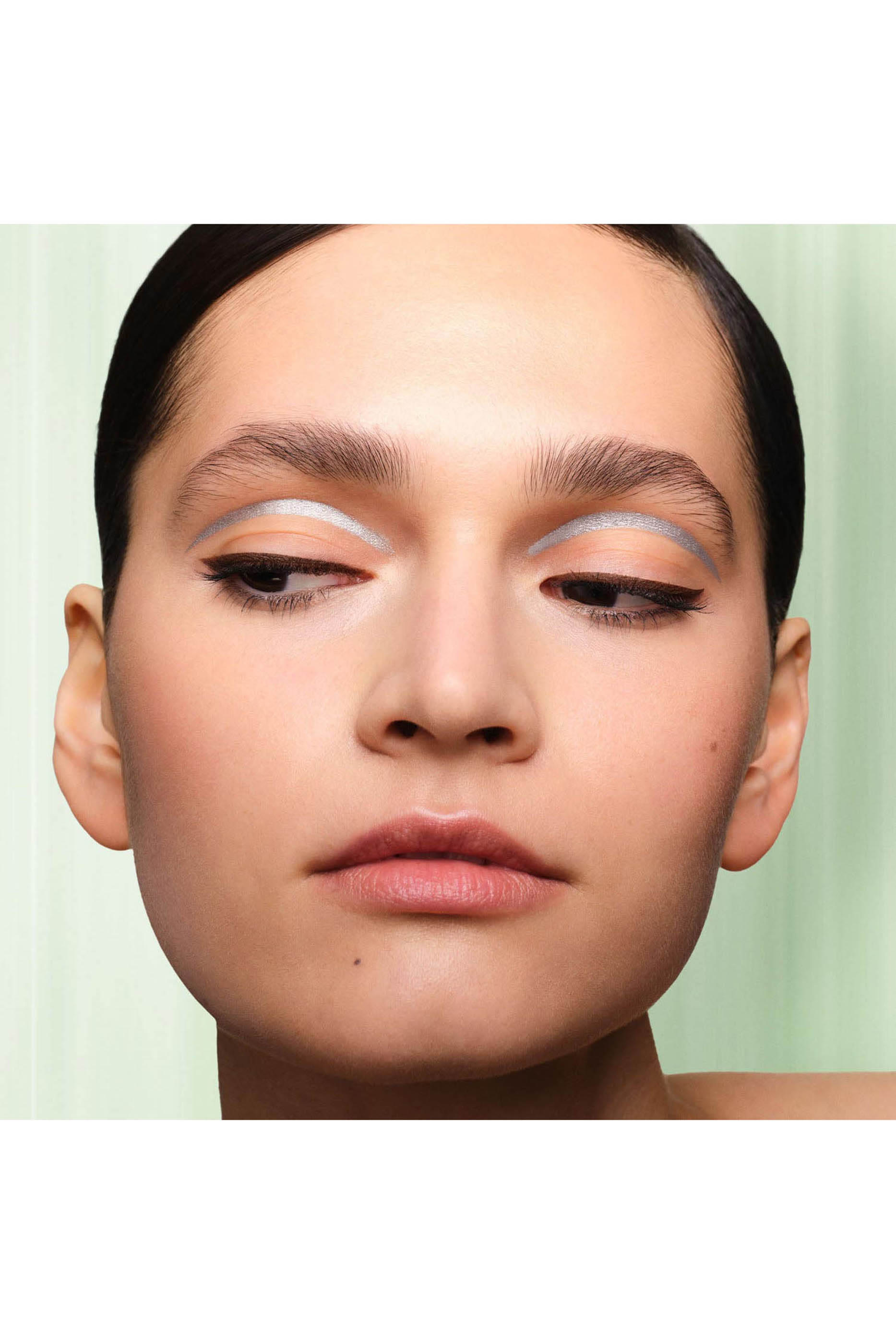 قلم محدد عيون برادالينز متين ينساب بسلاسة