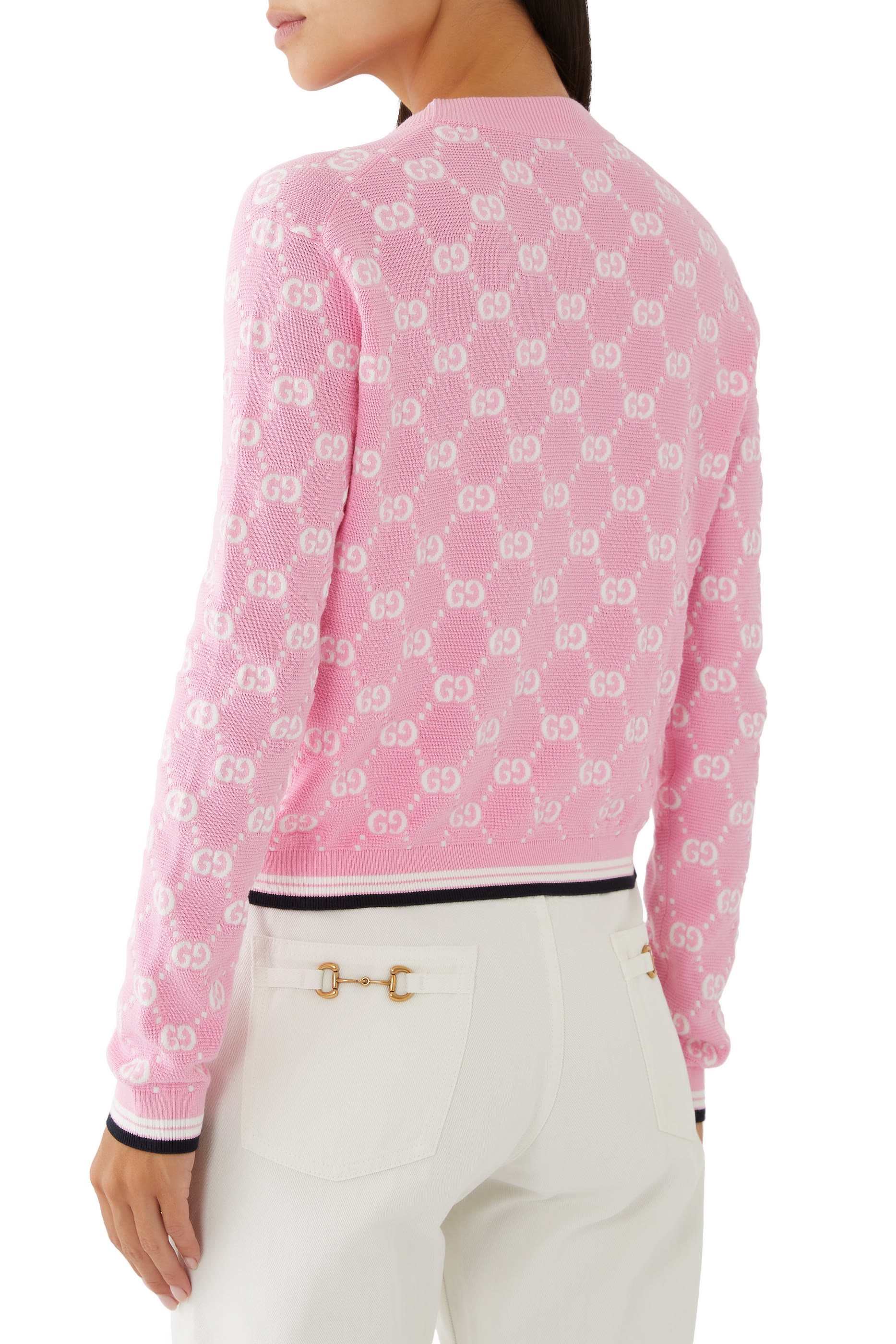 كارديجان بحياكة إنتارسيا بحرفي شعار الماركة قطن