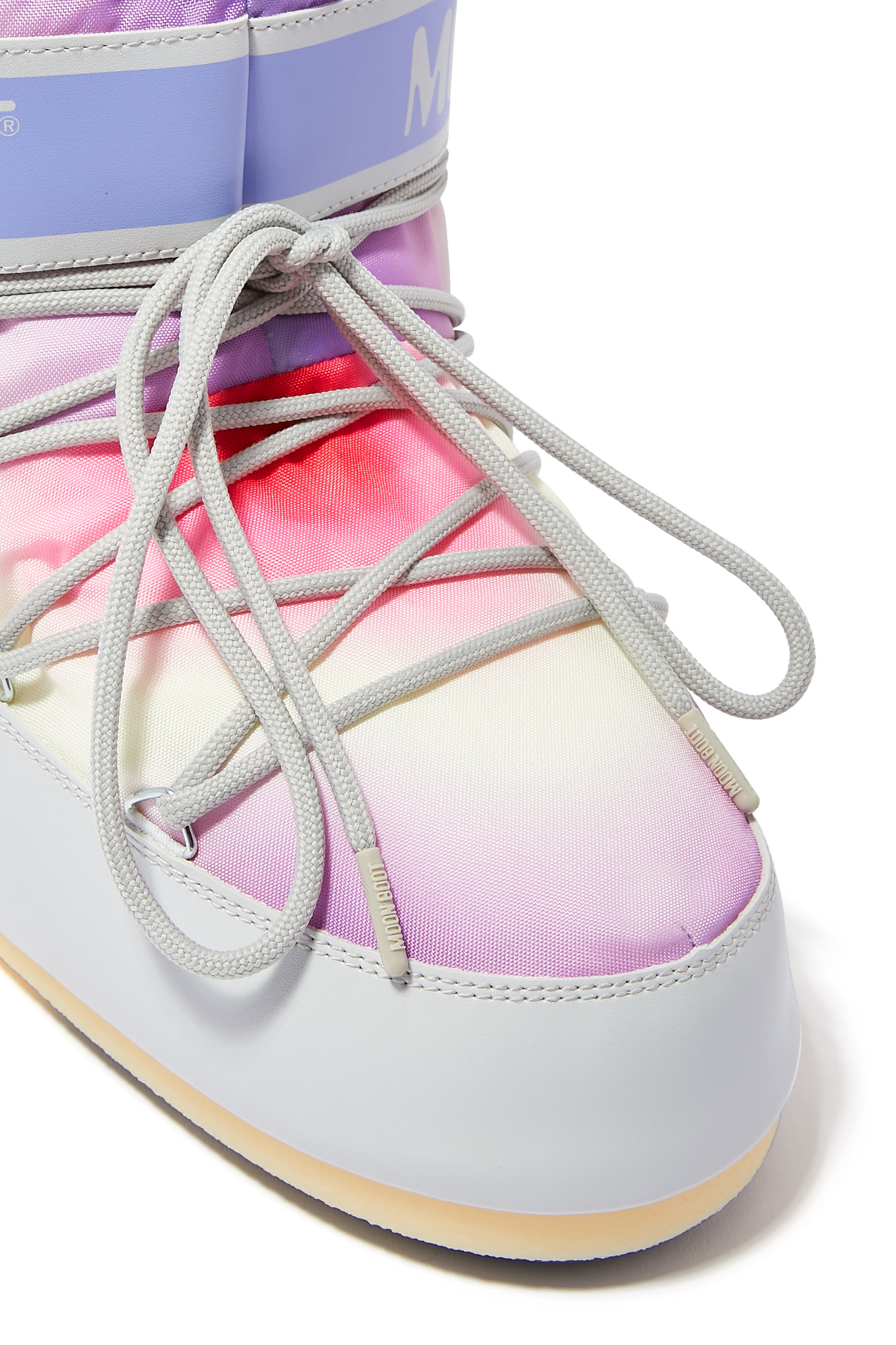 بوت ايكون بقصة منخفضة مصبوغ بالعقد والربط