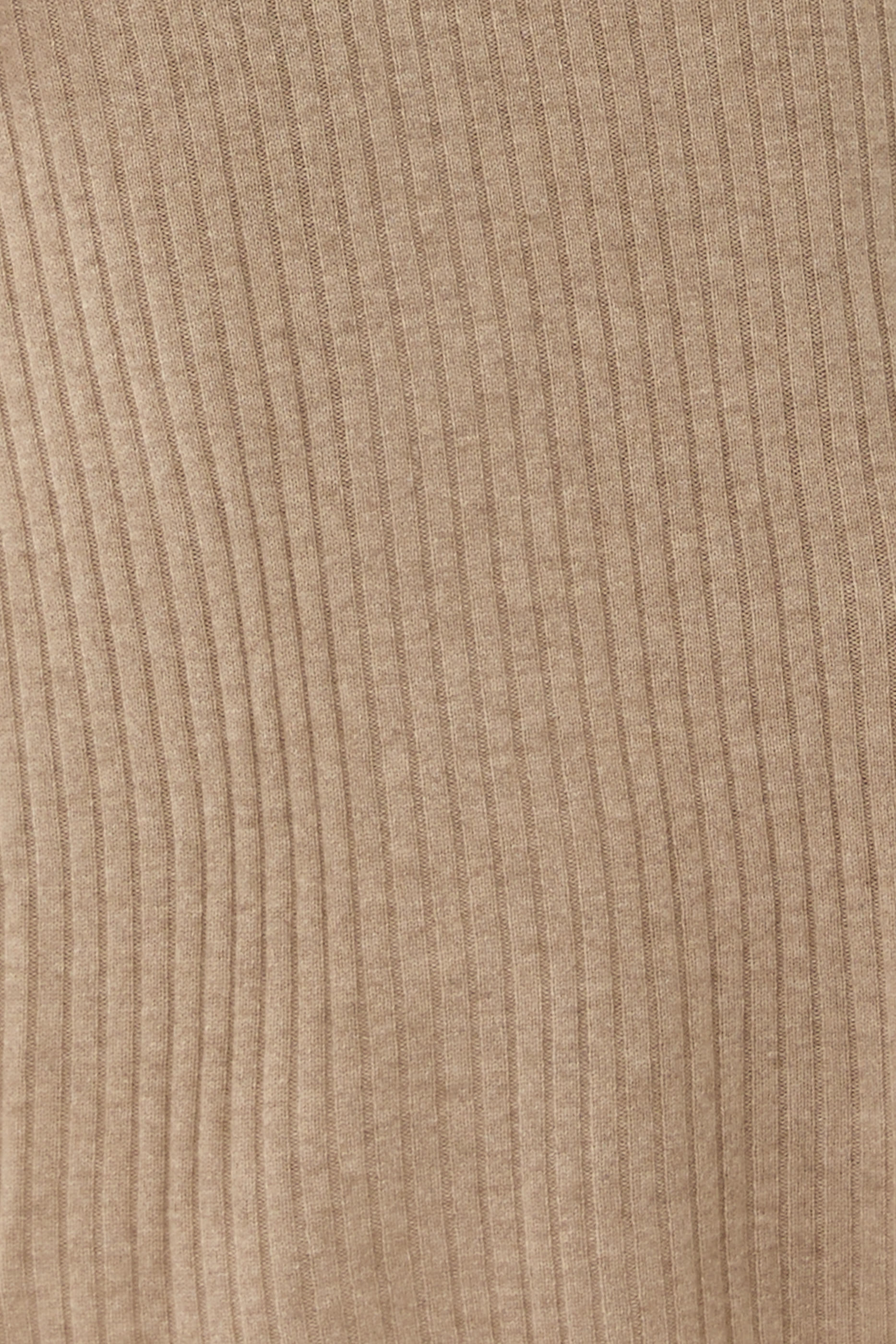 فستان واسع بتصميم مضلع