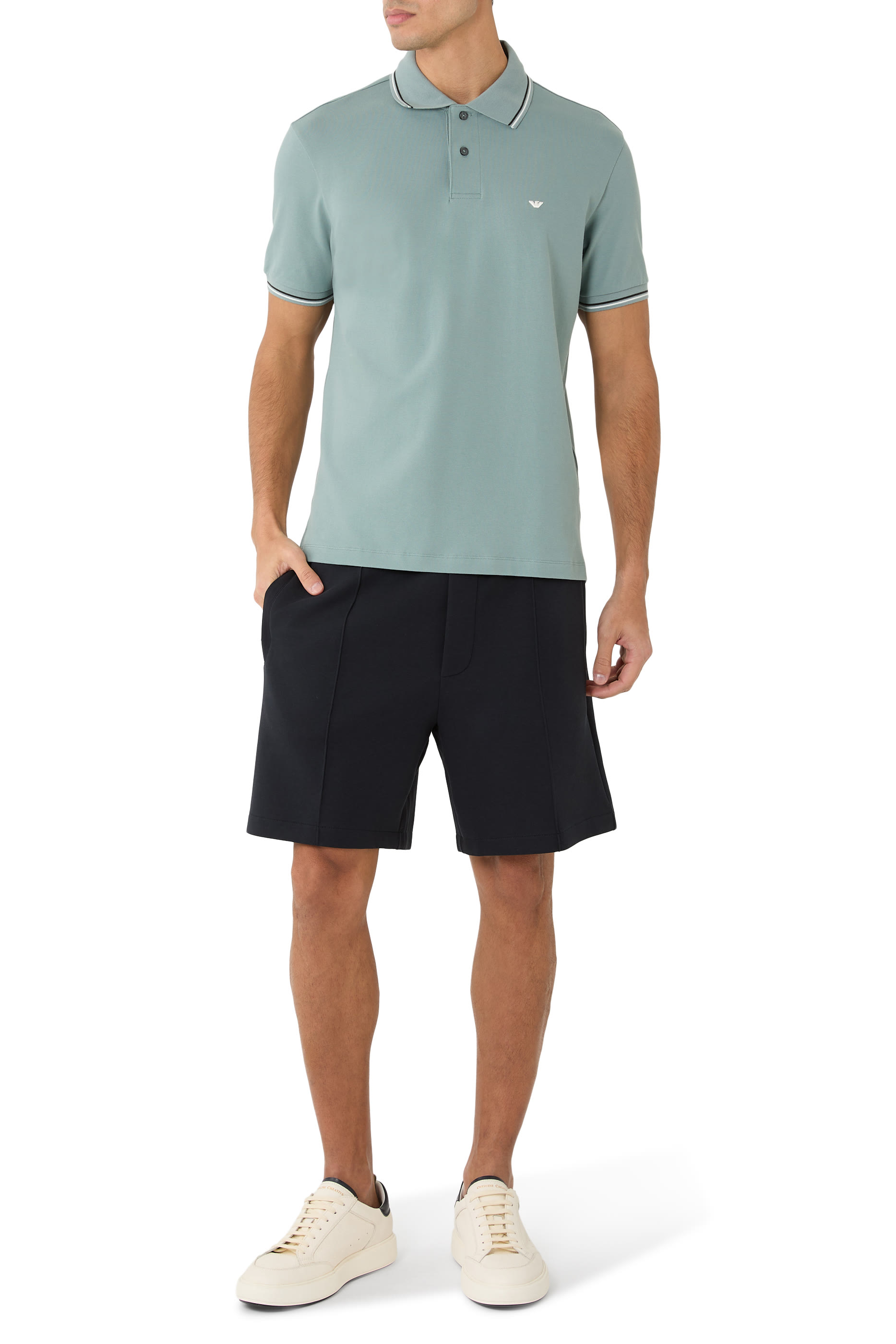 قميص بولو بشعار الماركة