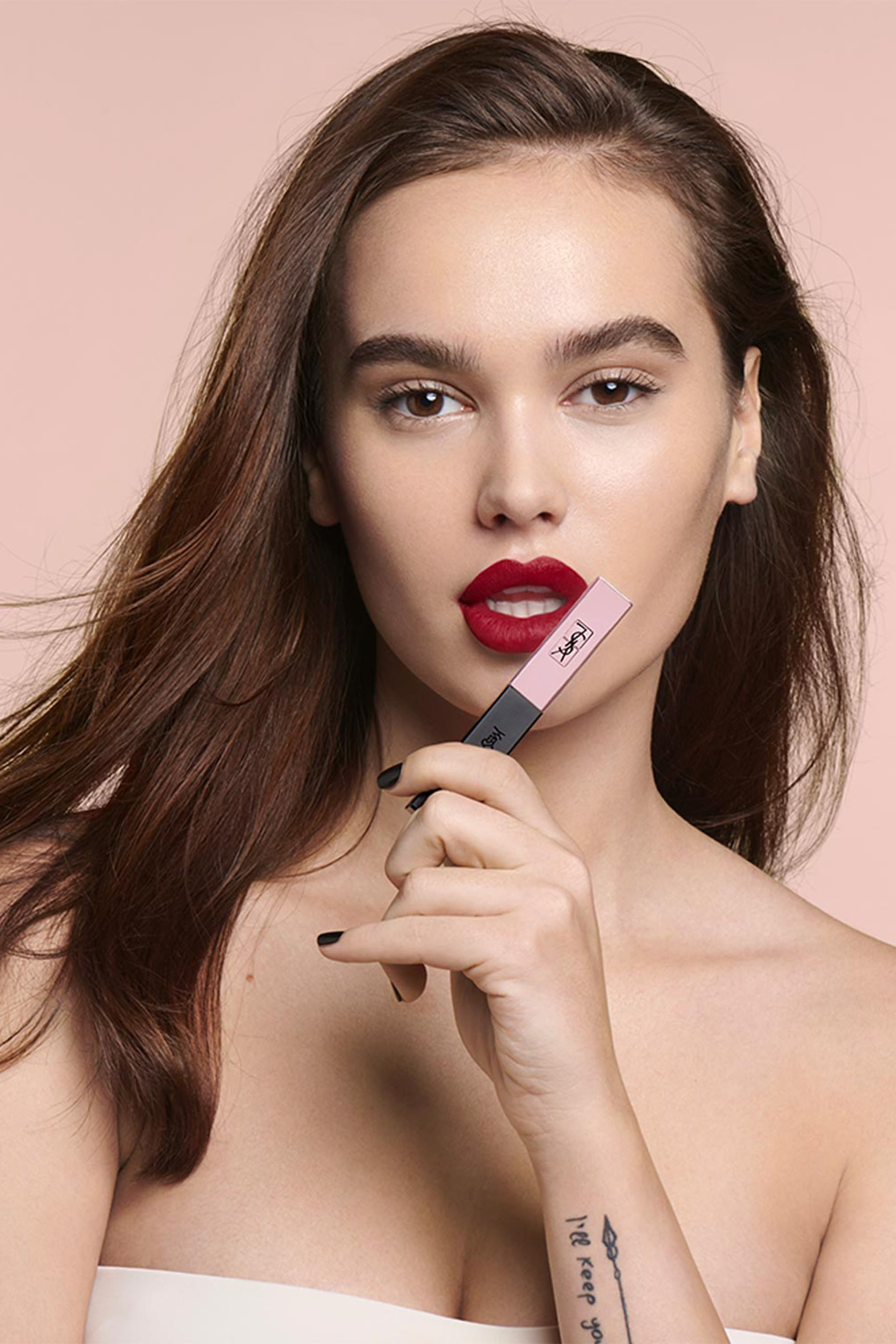 أحمر شفاه روج بور كوتور ذا سليم جلو غير لامع