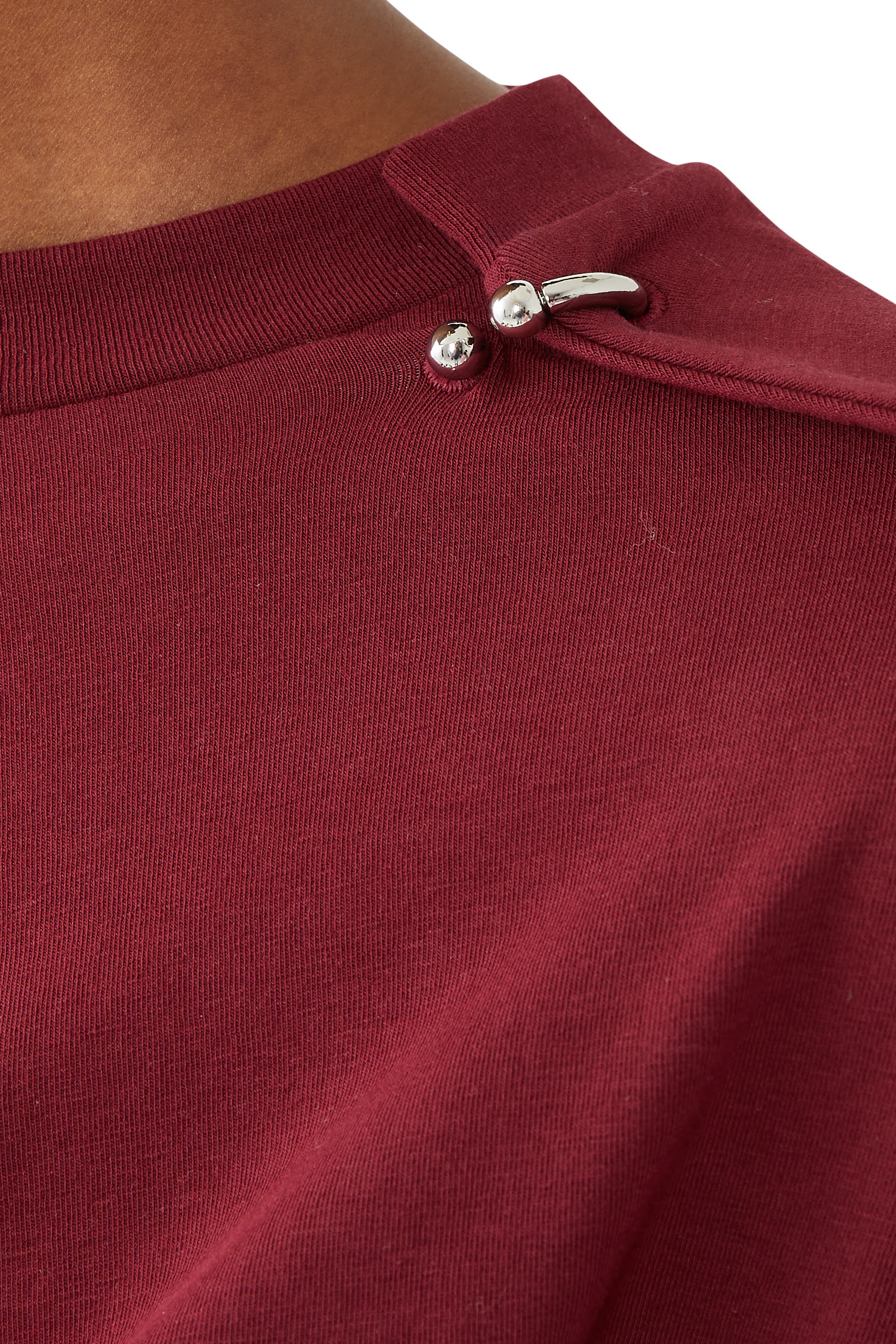 فستان بأكمام قصيرة