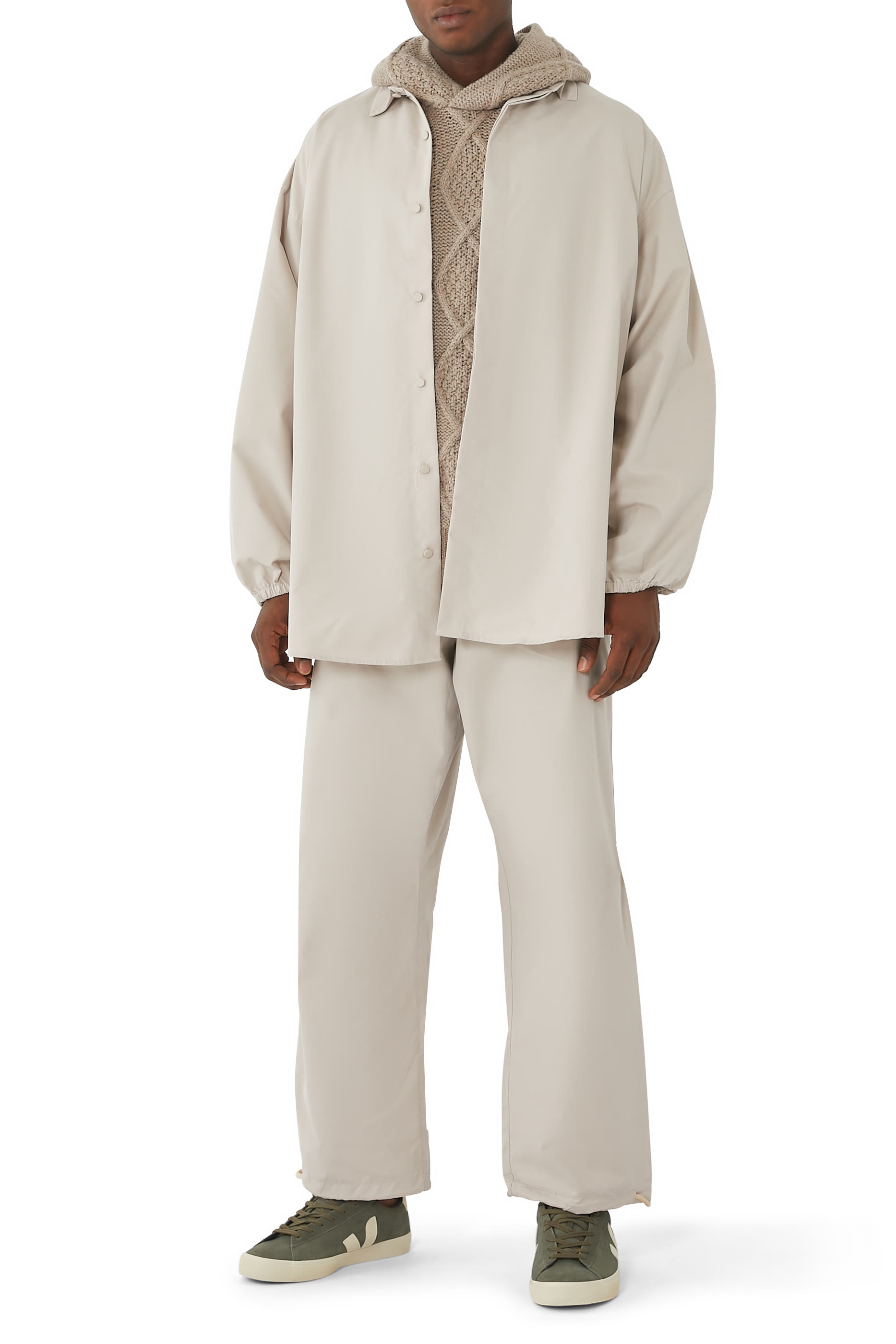 قميص بأزرار إغلاق