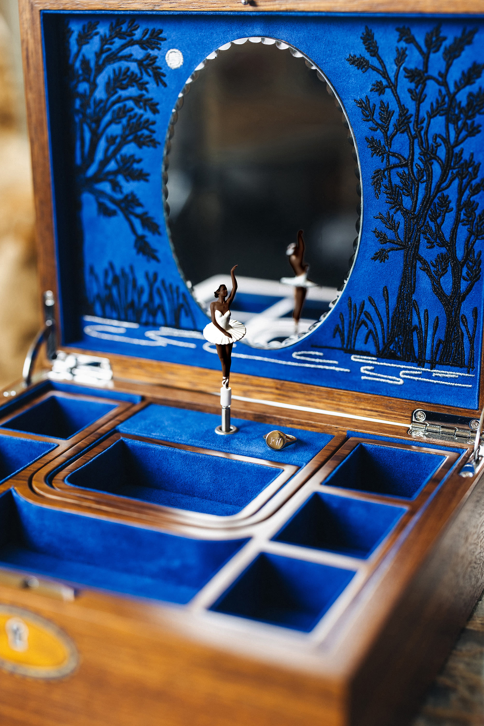 صندوق مجوهرات موسيقي ببالرينا