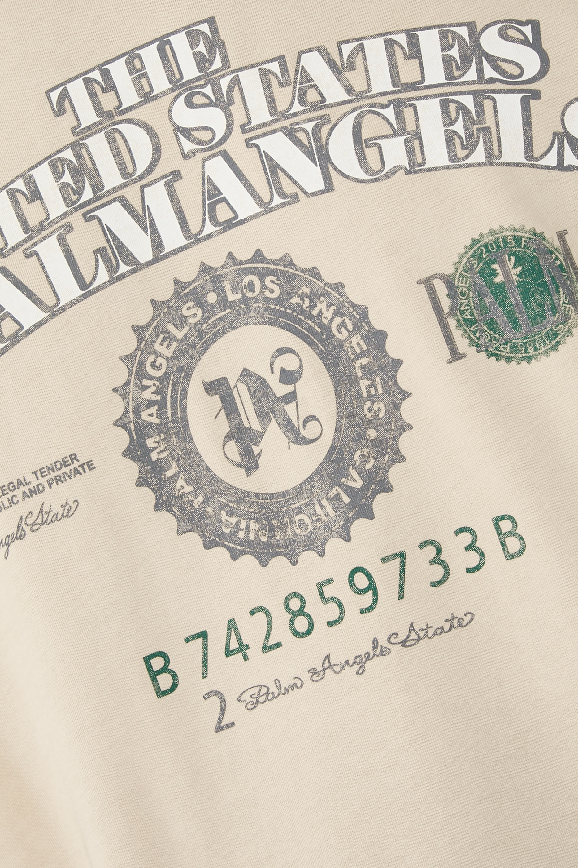 قميص بشعار دولار