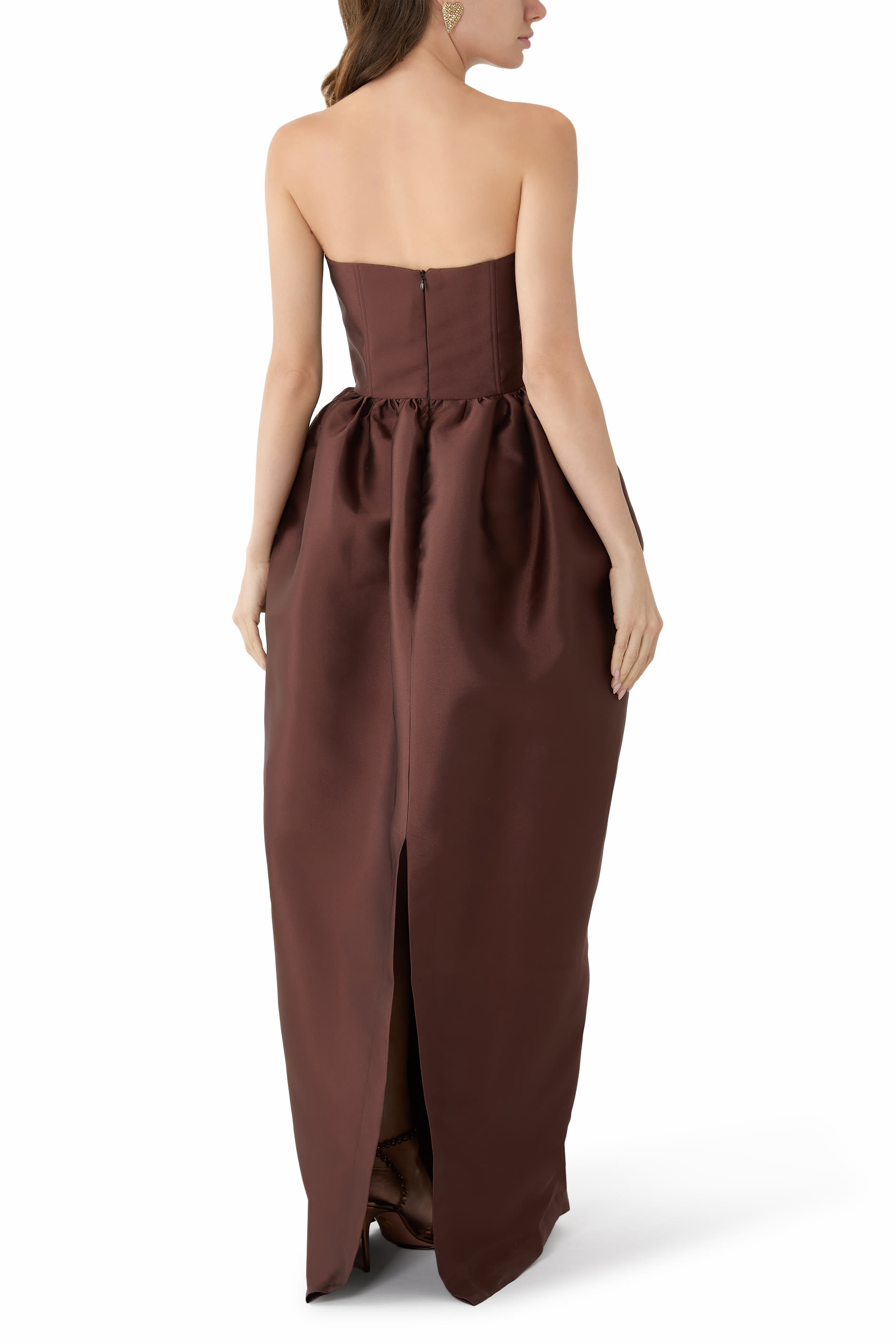 فستان طويل بلا حمالات بقصة بتصميم توليب ستان ثقيل