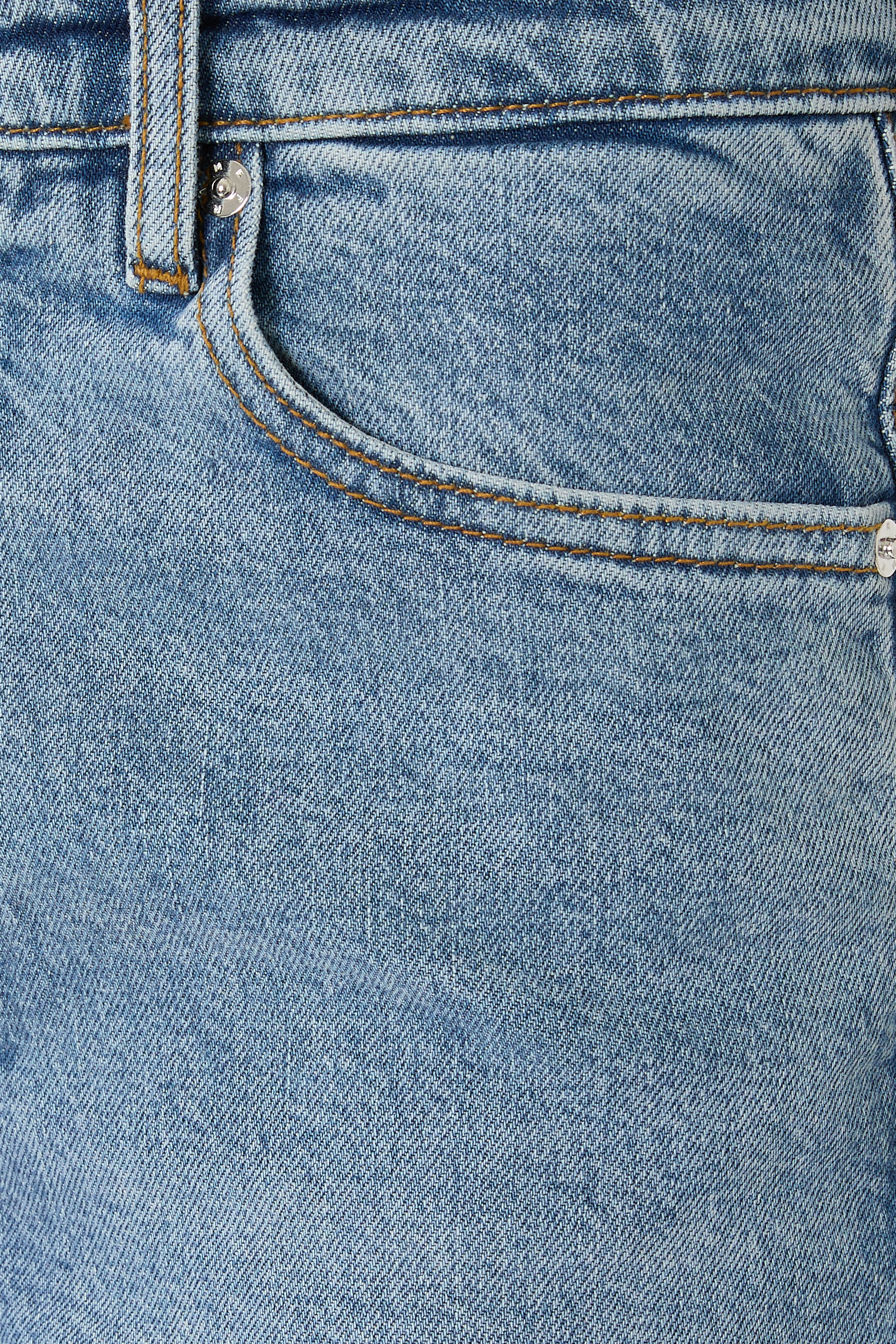 بنطال جينز أرو