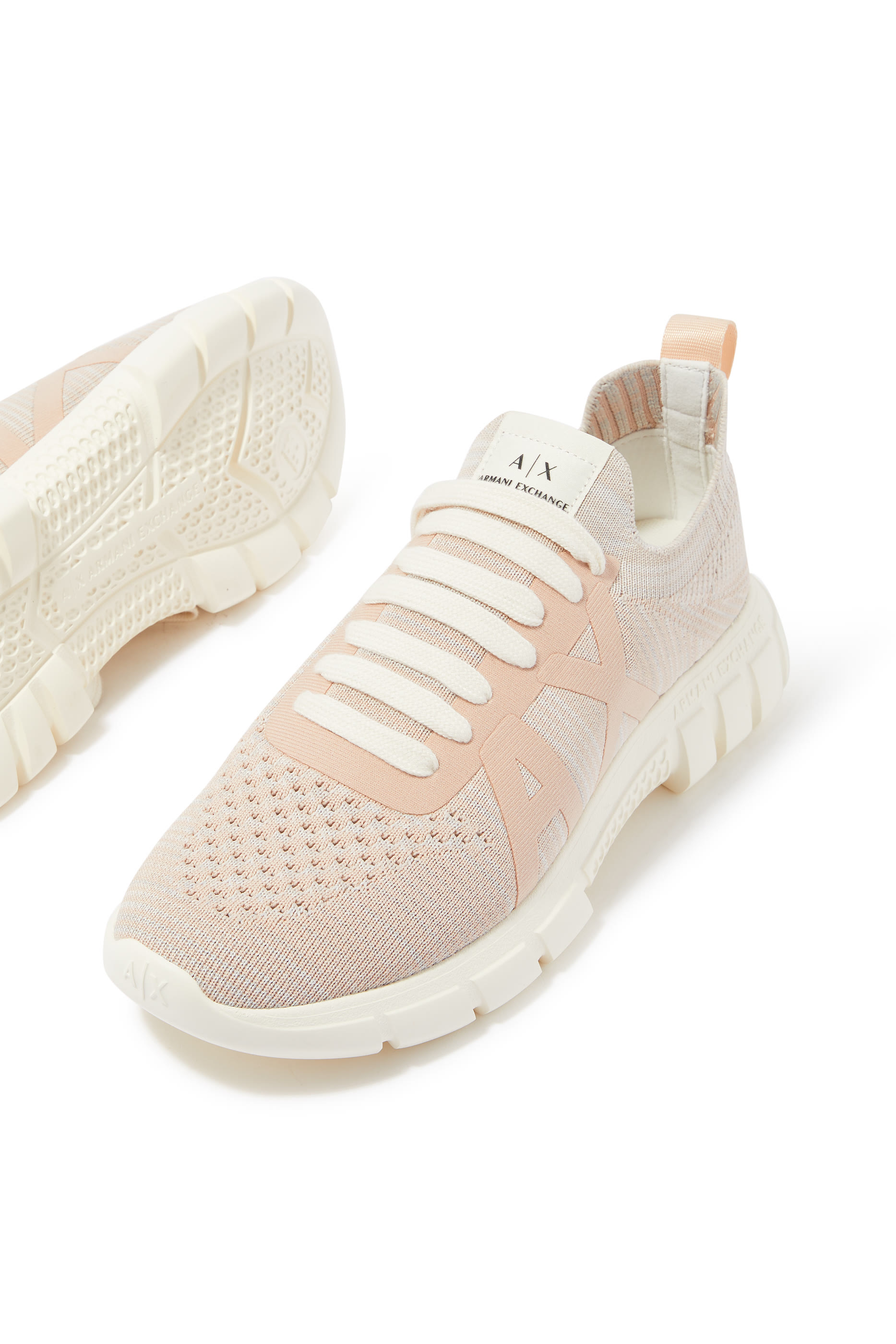 سنيكرز هارلم بنقشة شعار الماركة بحجم كبير