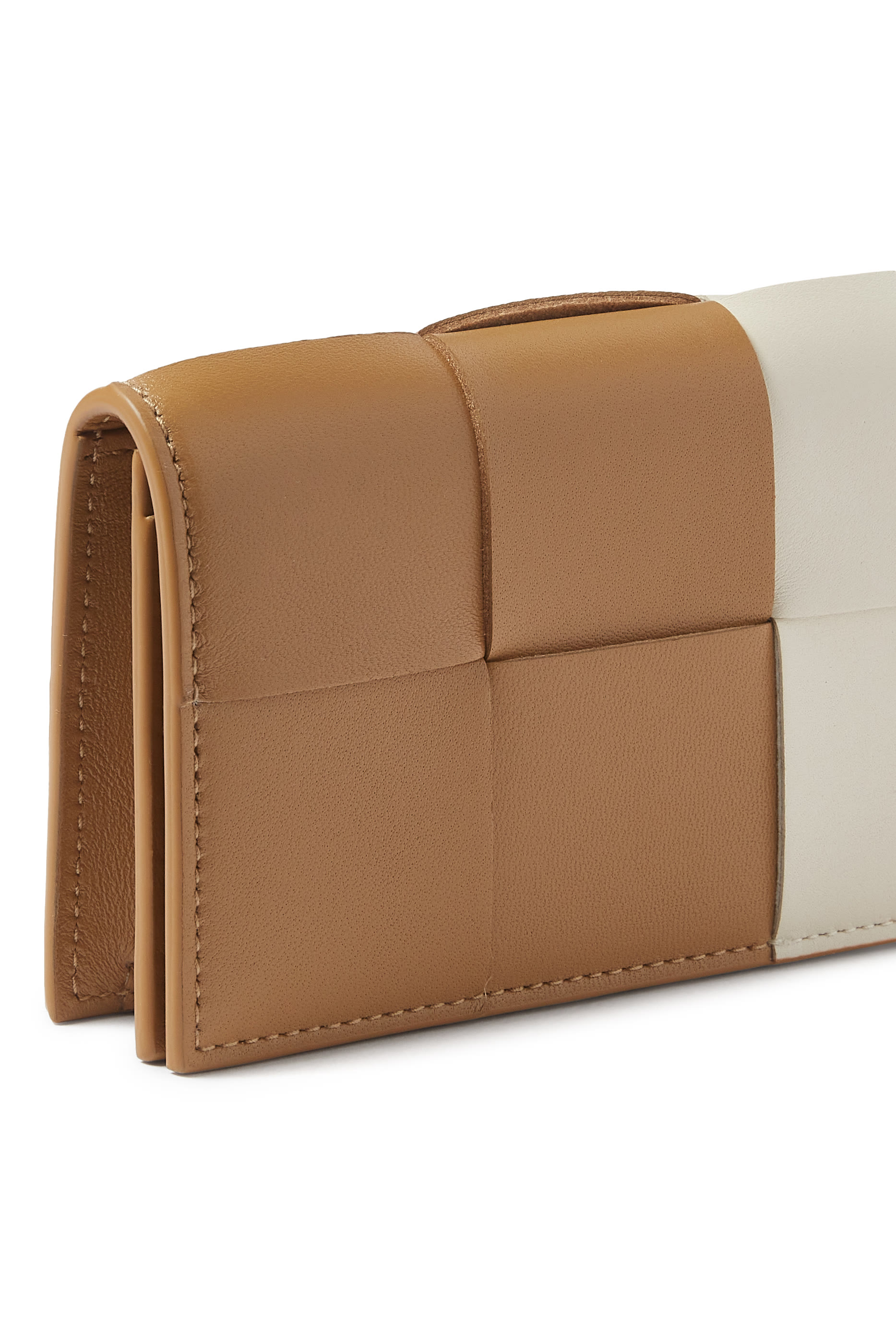 حافظة بطاقات كاسيت