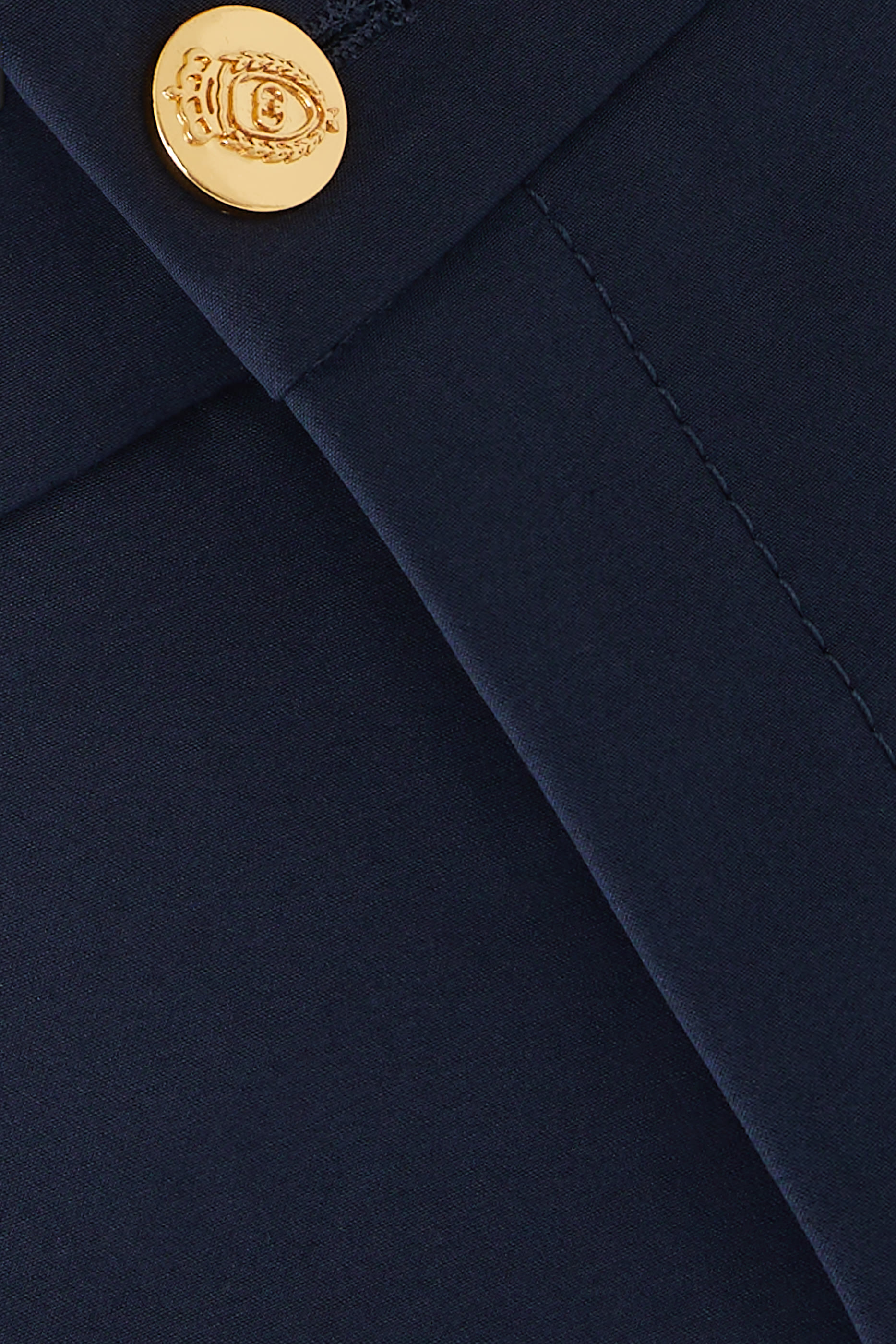 بنطال مطرز بشعار الماركة قطن