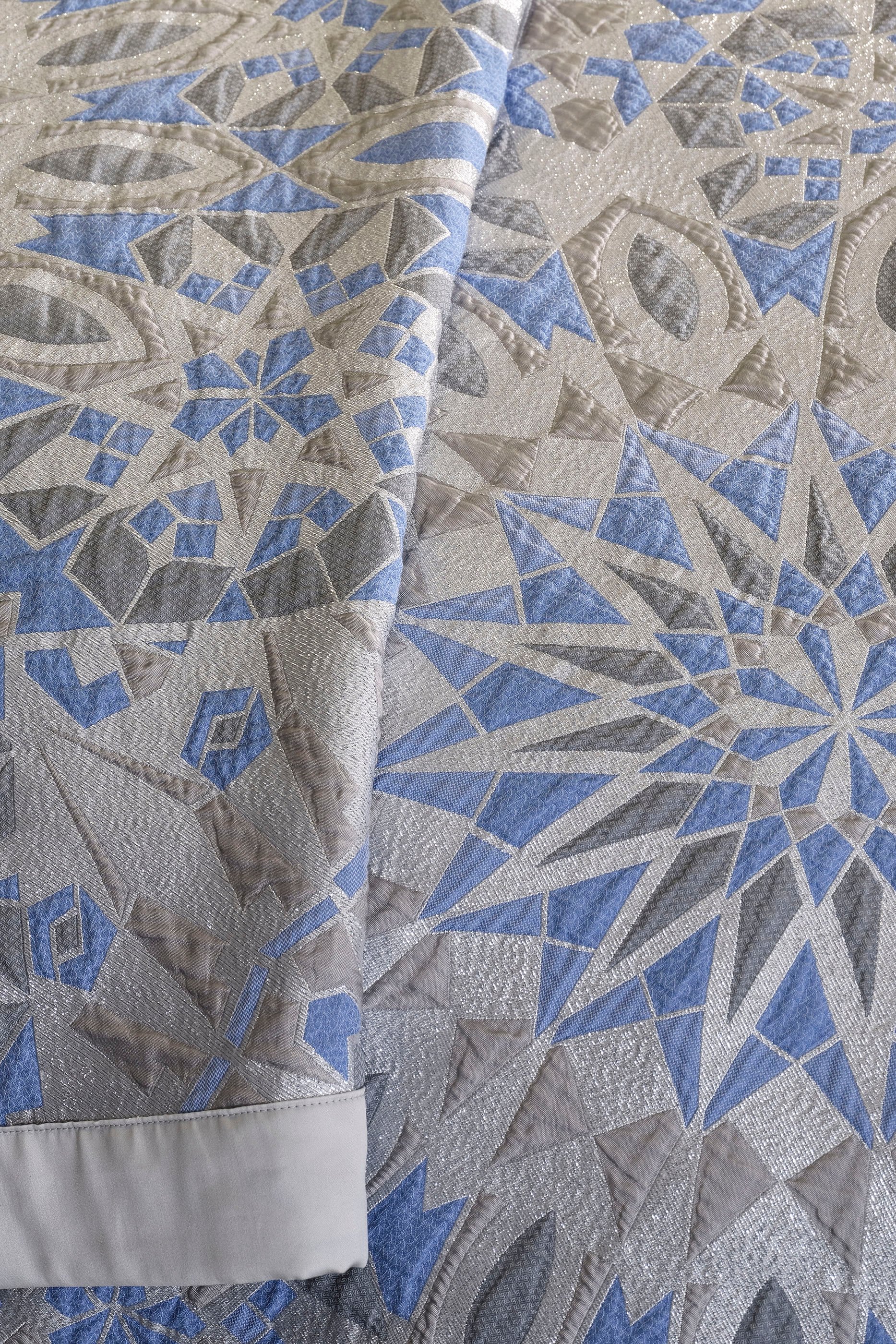 غطاء سرير ميلينا