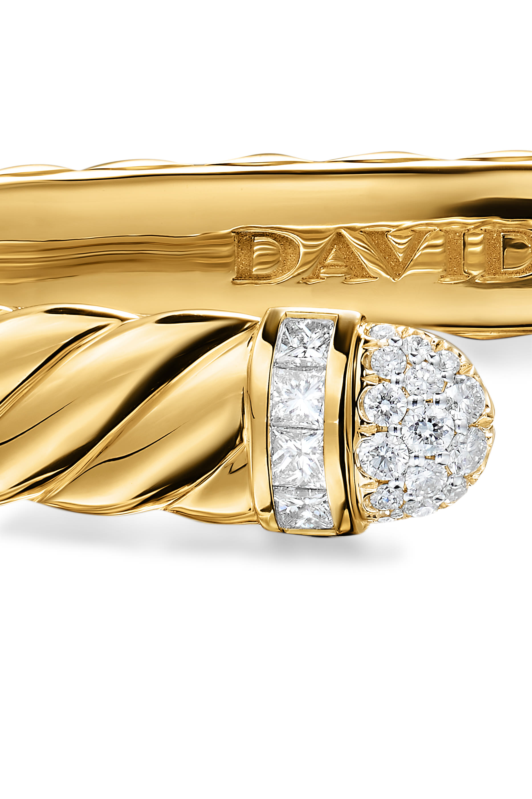 سوار كابل مفتوح بتصميم منحوت مرصع بماس، ذهب أصفر عيار 18