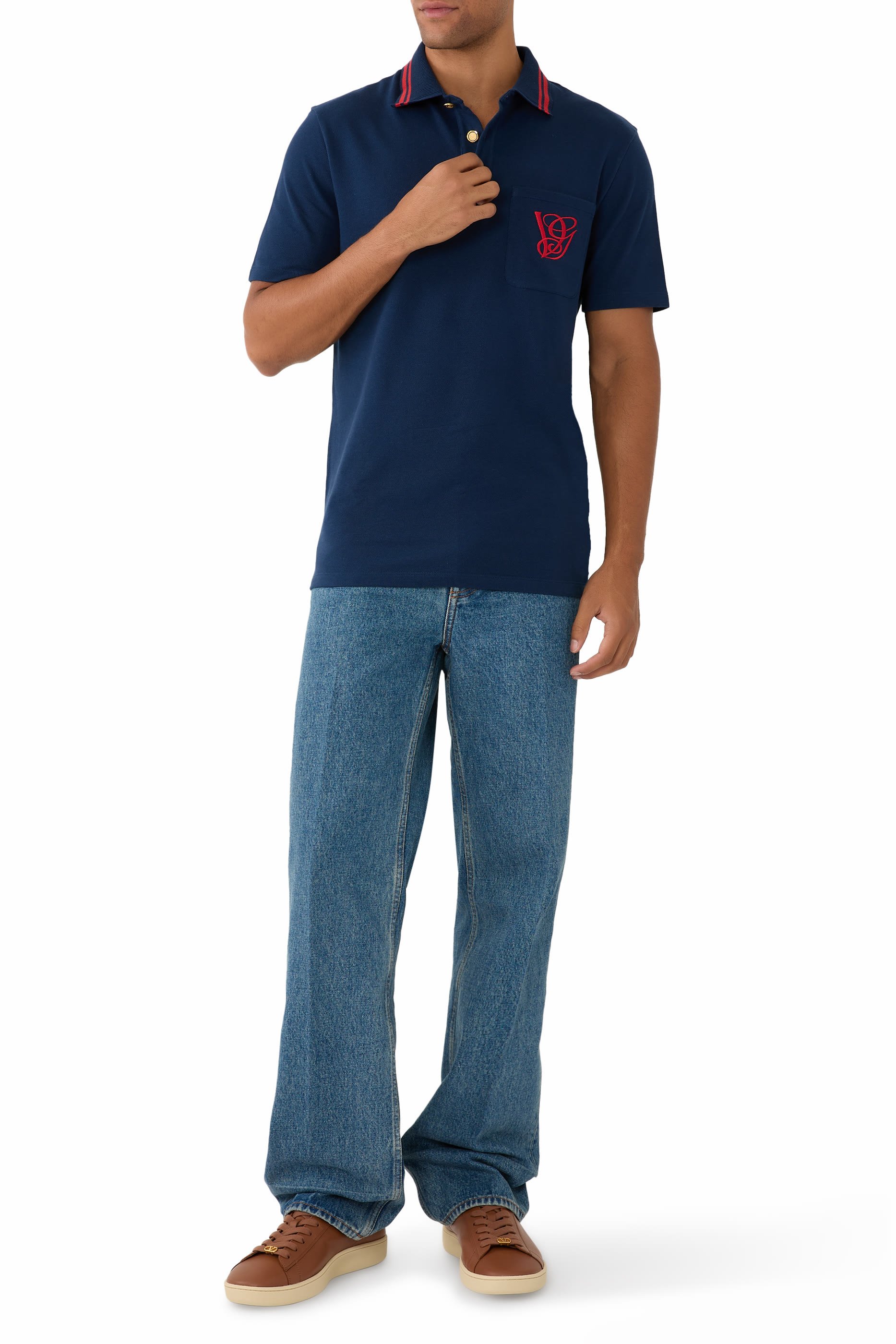 قميص بولو بحرفي شعار الماركة