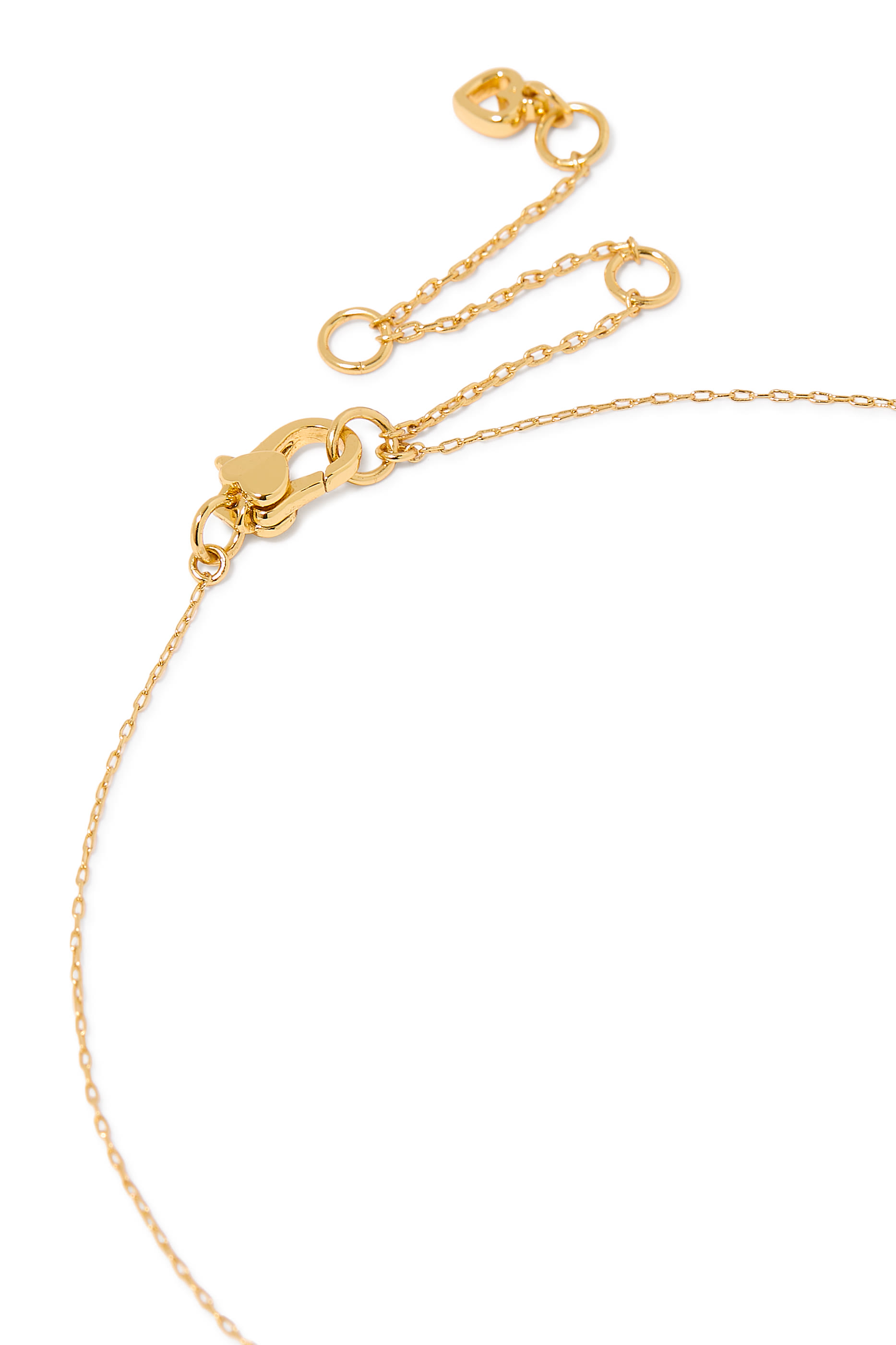 قلادة بدلاية صغيرة بنقشة حرف R، معدن مطلي