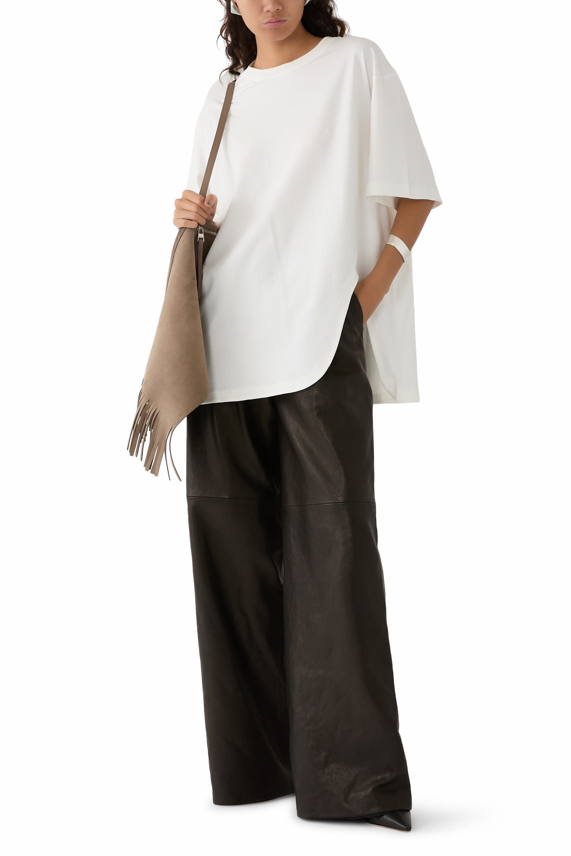 تيشيرت بشعار الماركة