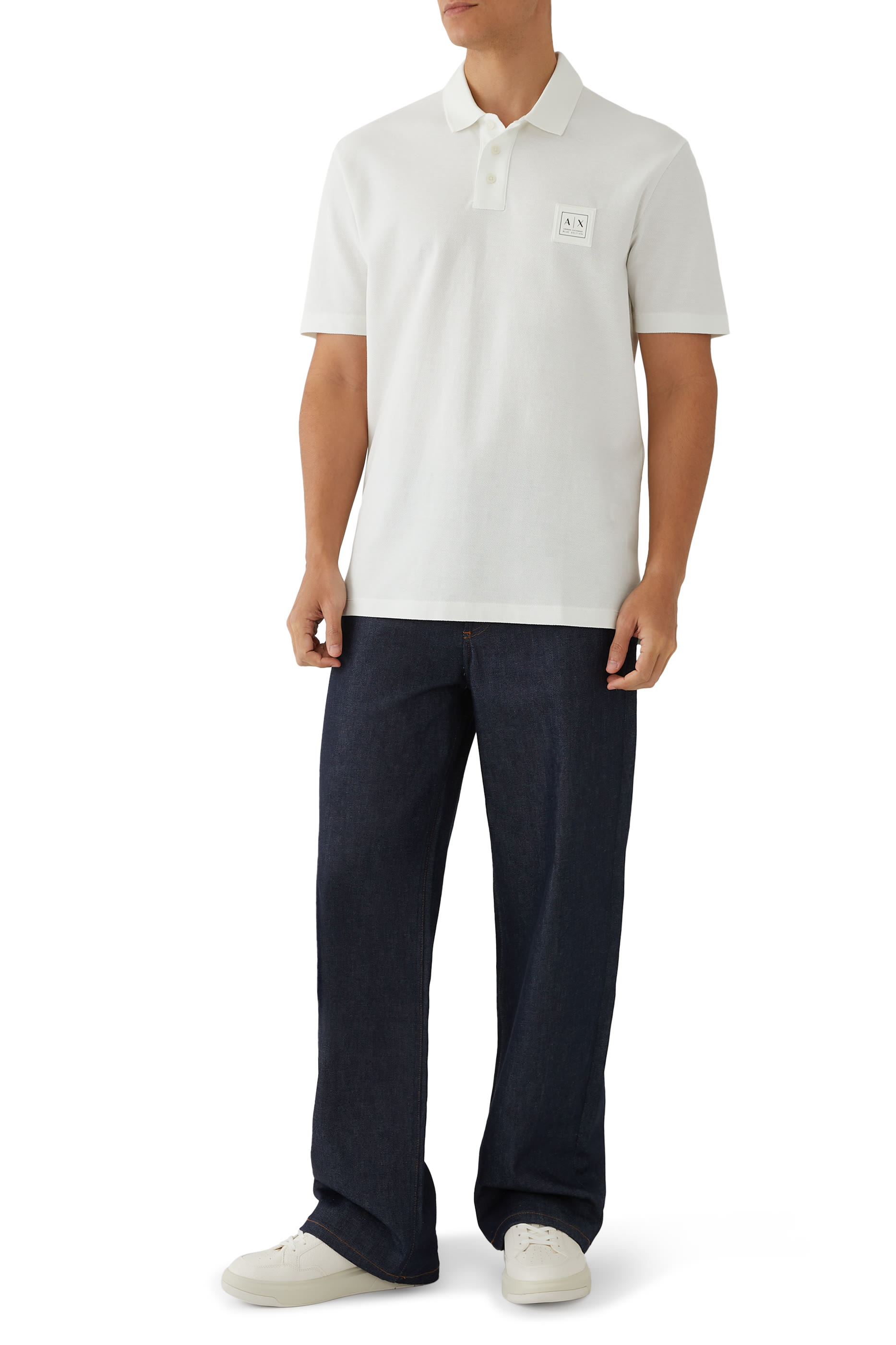 قميص بولو بنصف سحاب بشعار الماركة