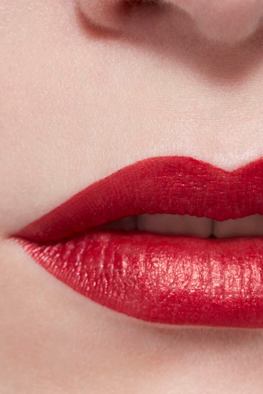 أحمر شفاه سائل خالٍ من اللمعية روج ألور إنك ROUGE ALLURE INK