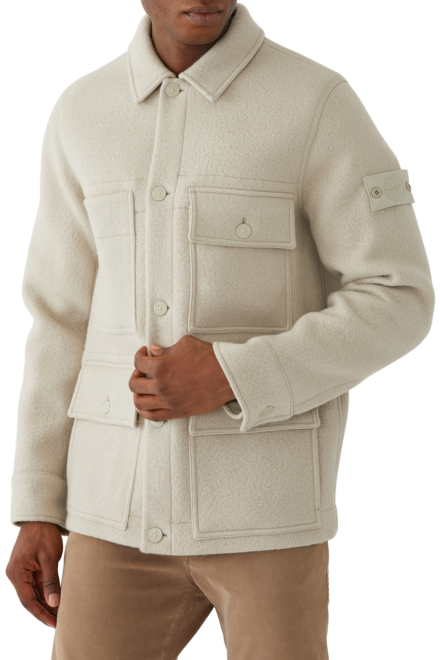 جاكيت بشعار الماركة