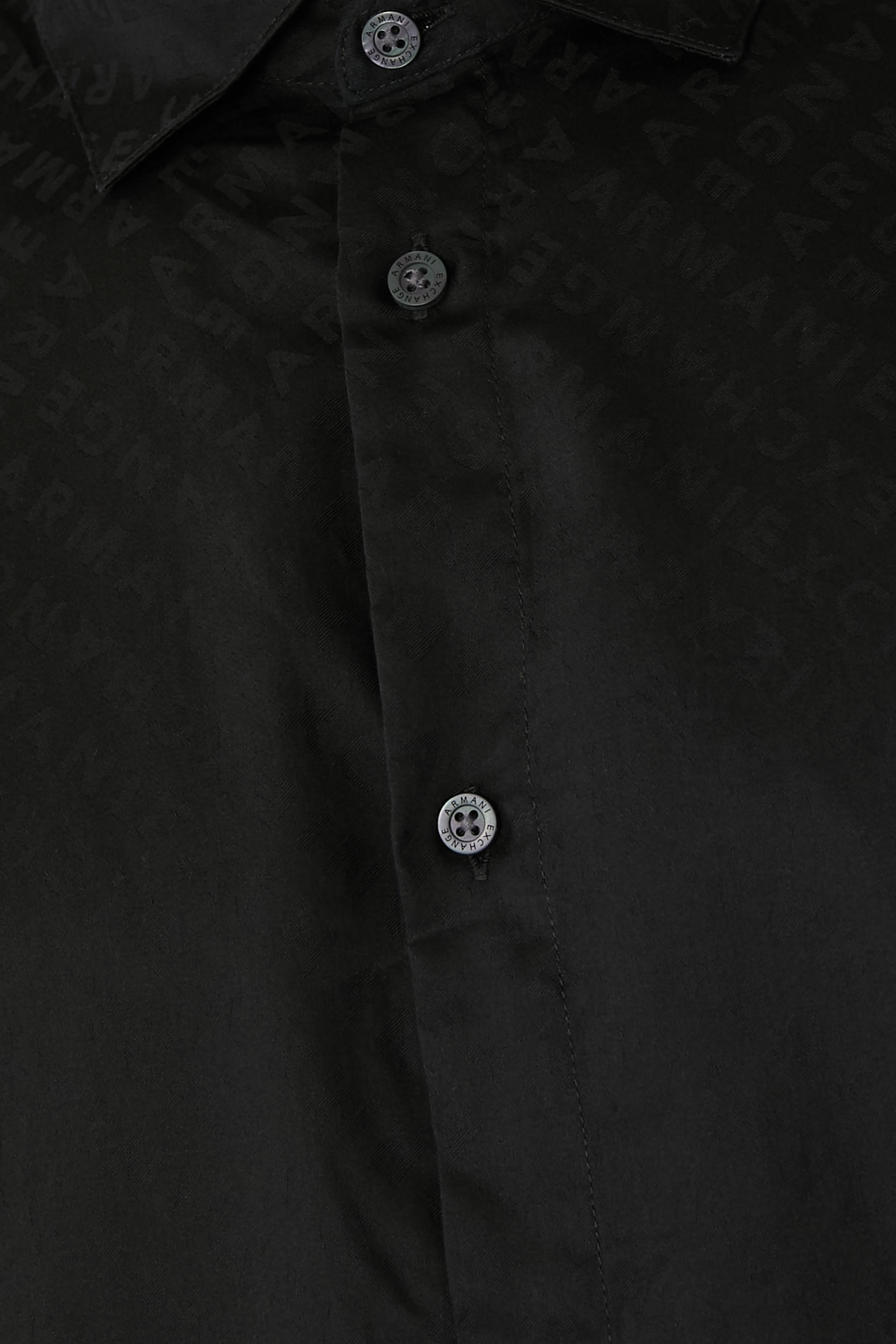 قميص بولو مزين بشعار الماركة بالكامل