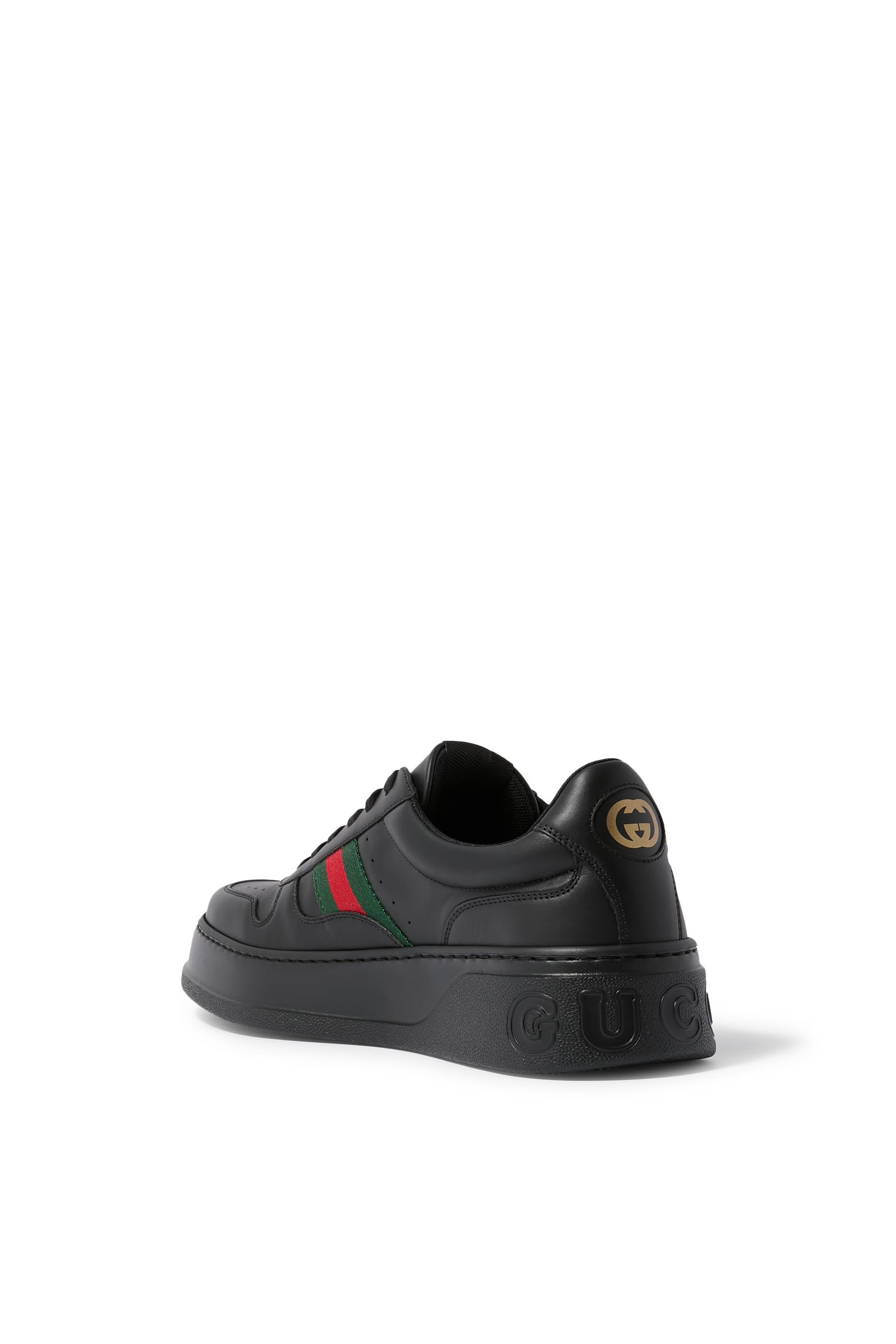 سنيكرز بنعل سميك