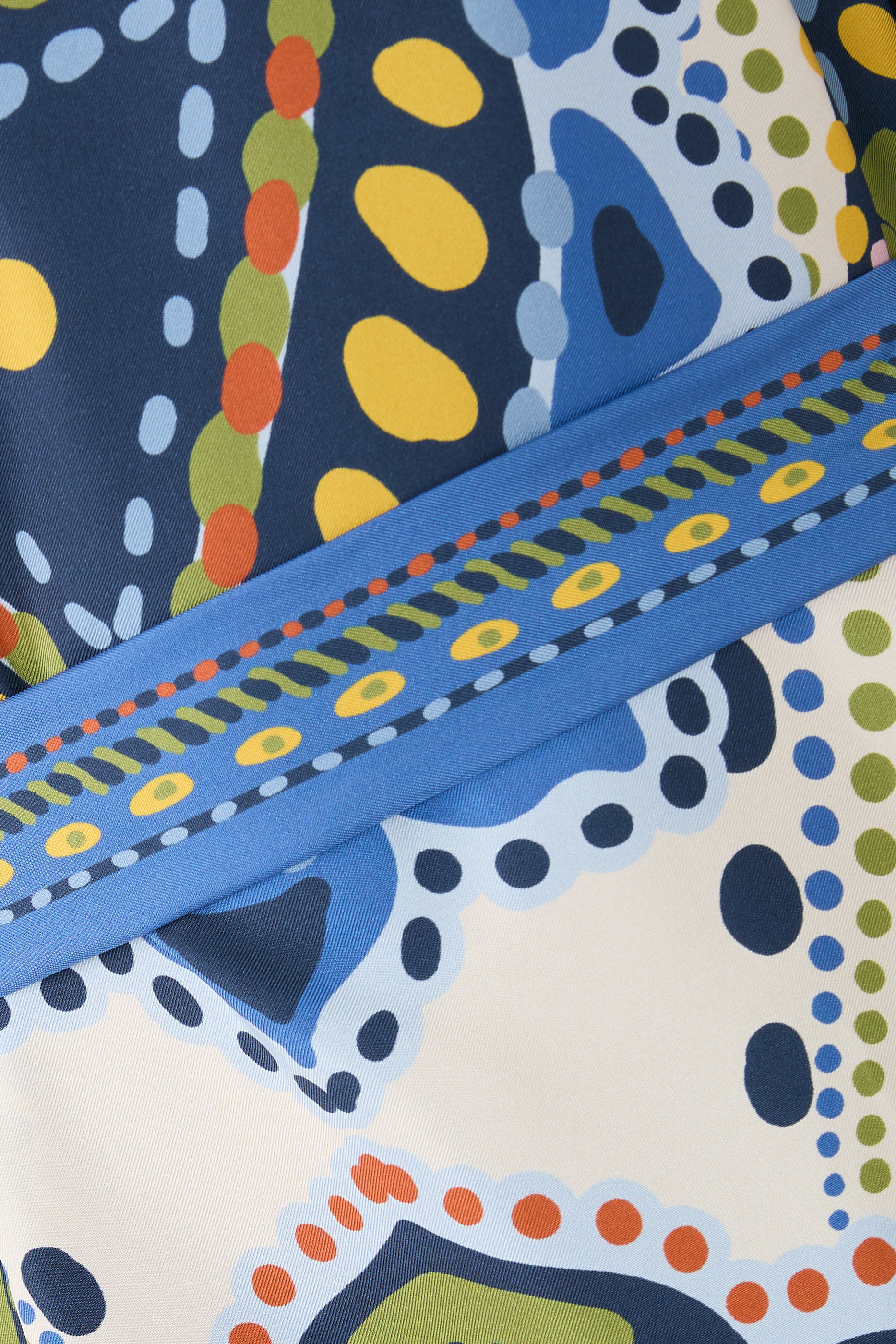 قفطان بقصة مربعة