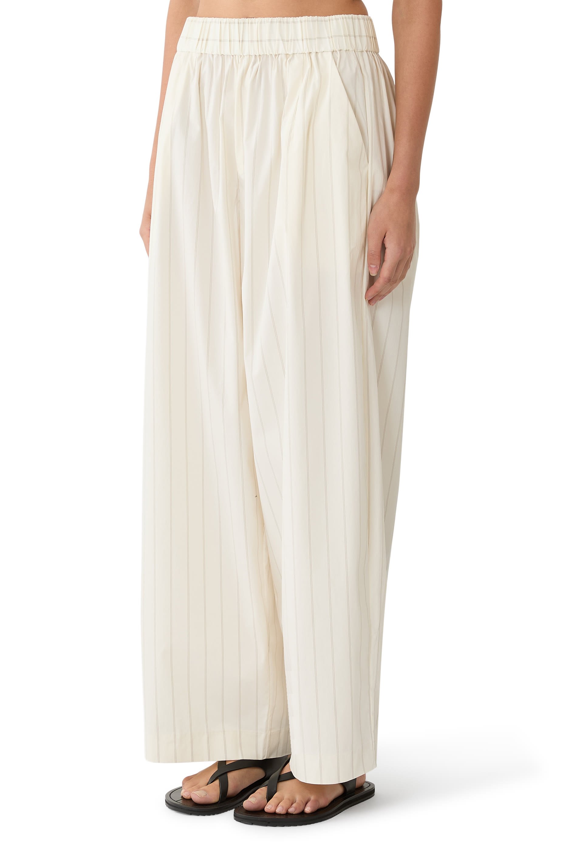 بنطال ايفرداي بقصة مريحة