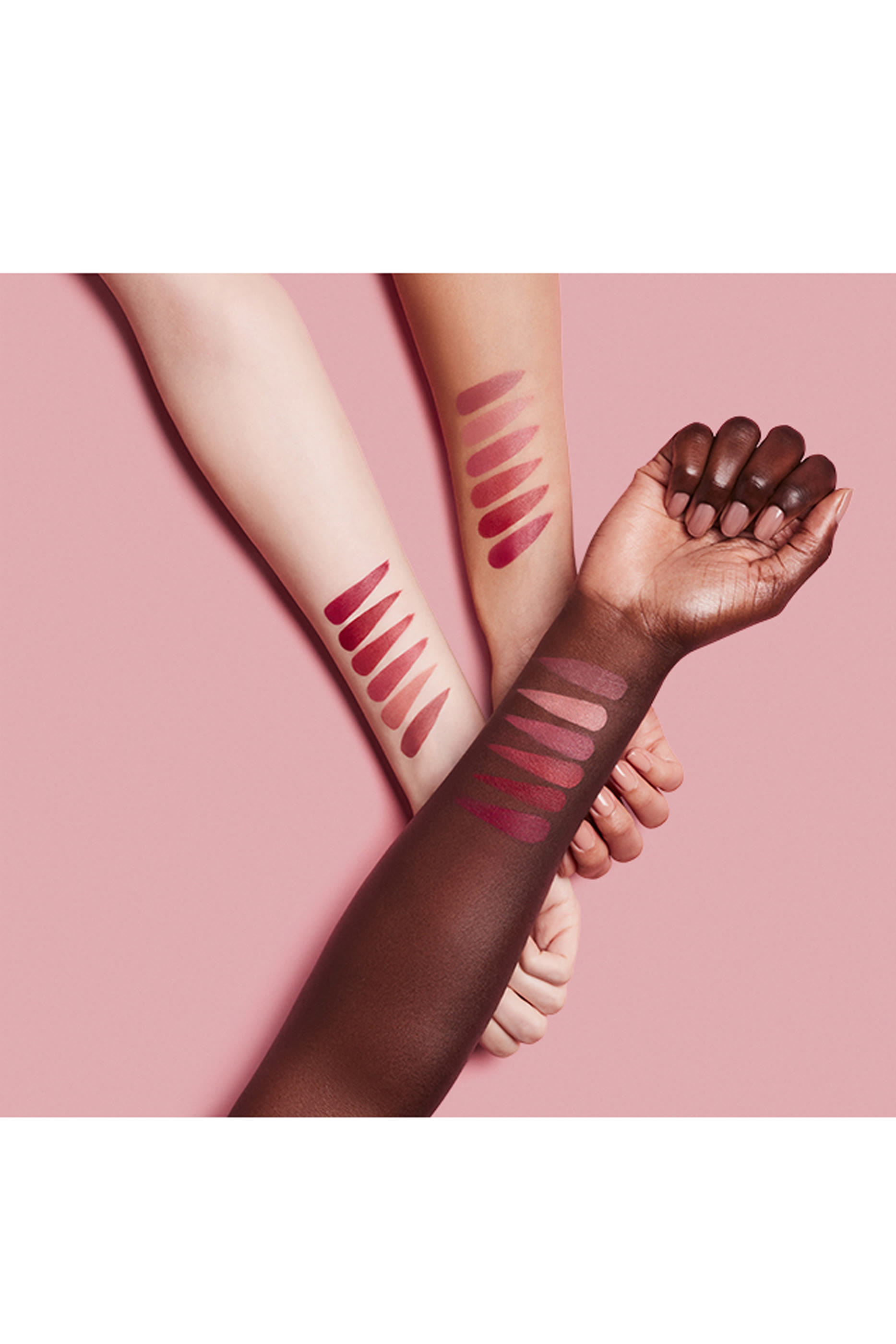 أحمر شفاه غير لامع