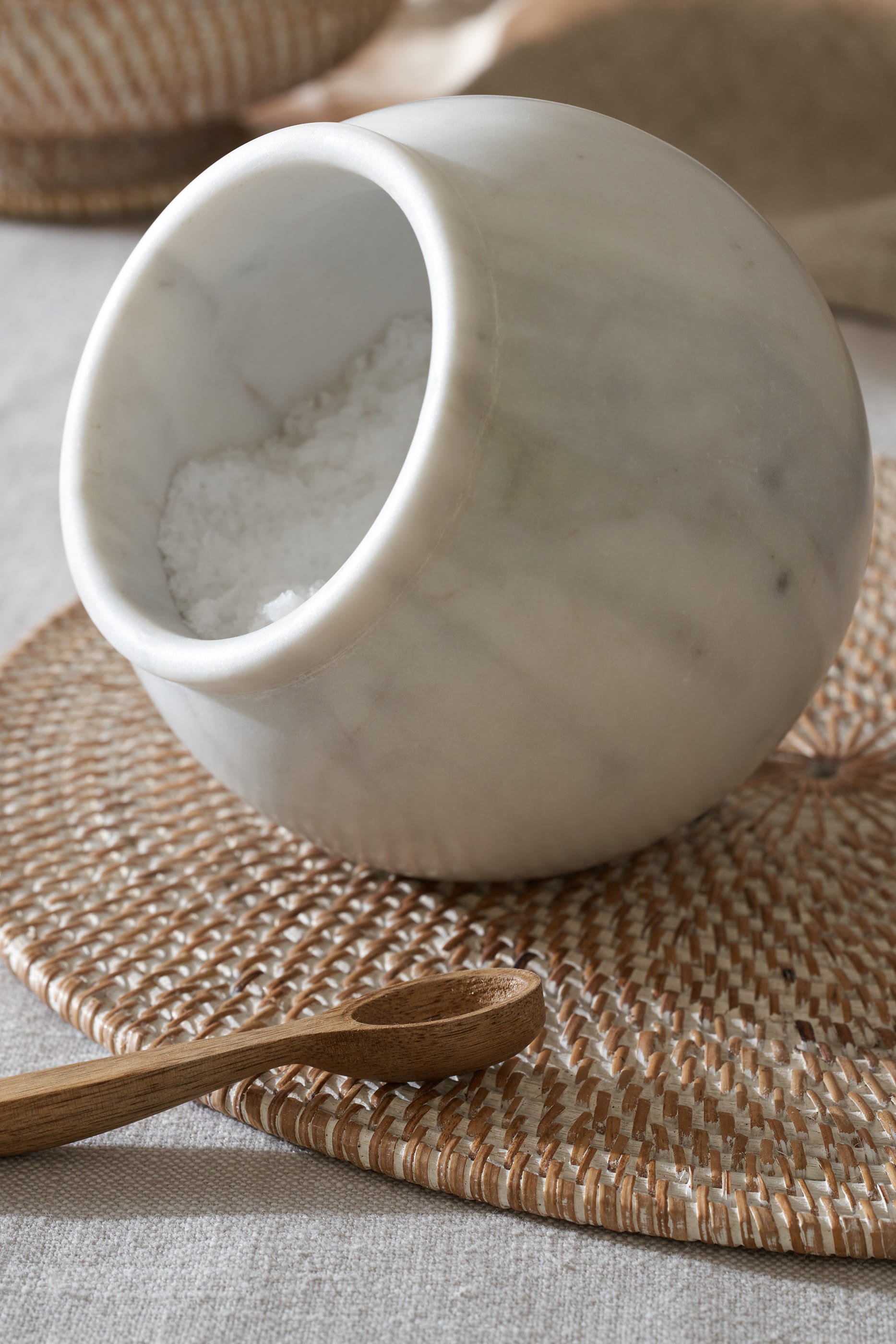 وعاء ملح رخام