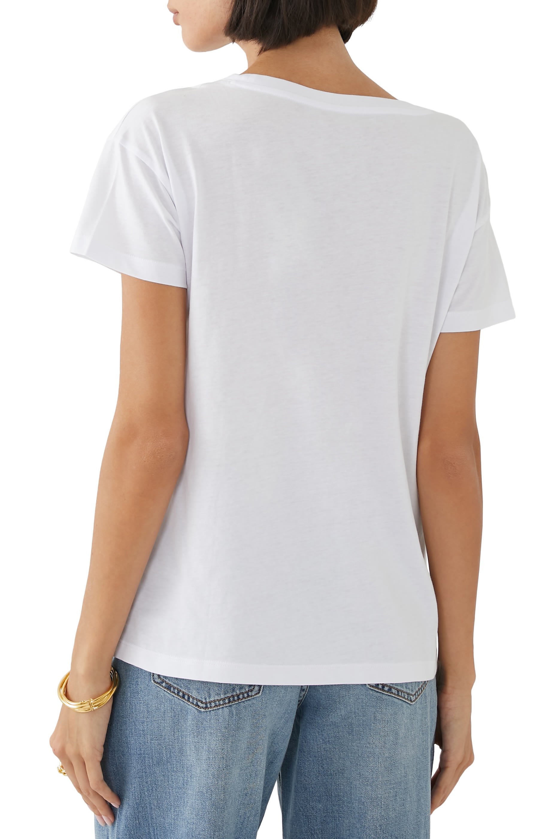 تيشيرت بشعار الماركة