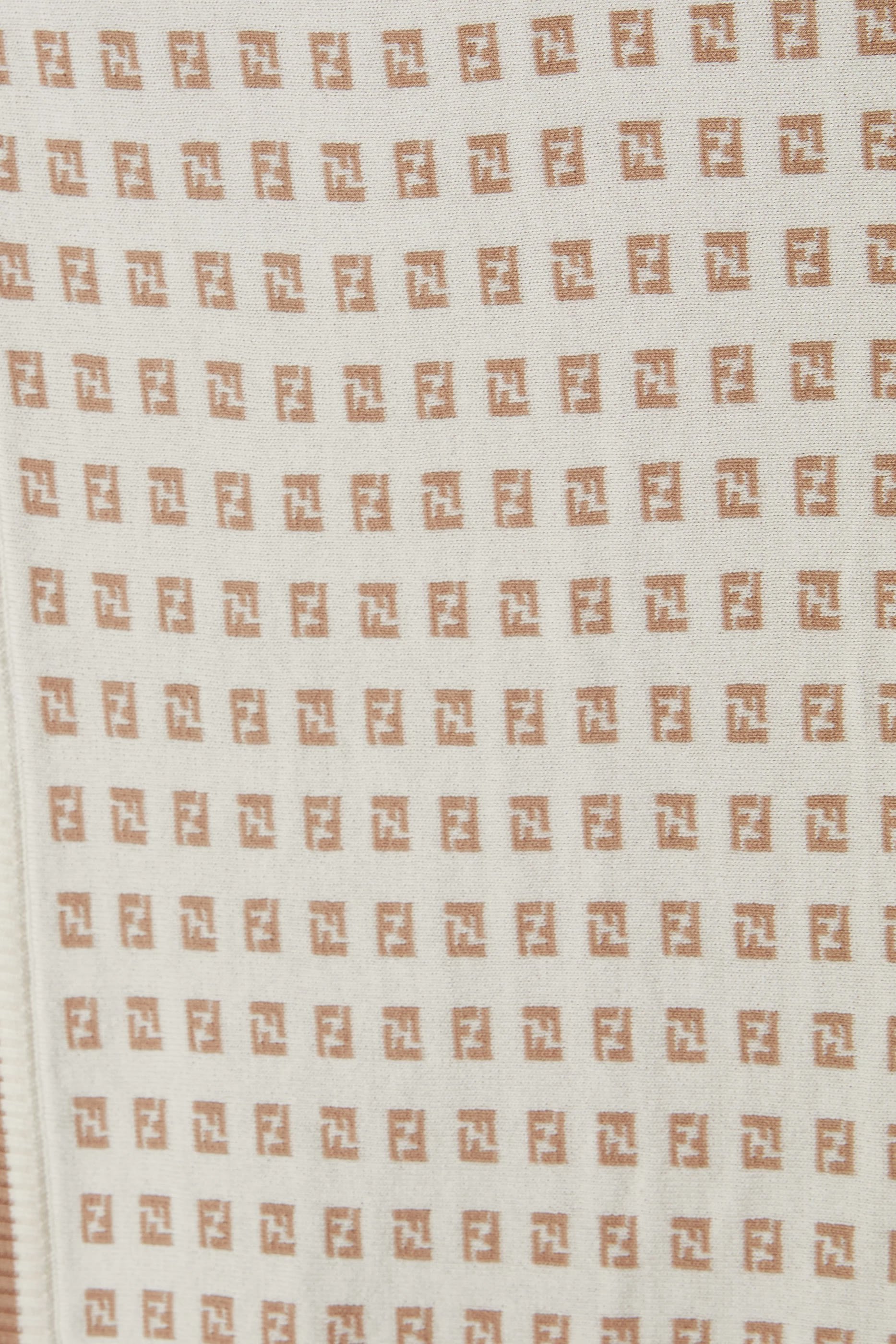 بطانية بشعار الماركة قطن للأطفال